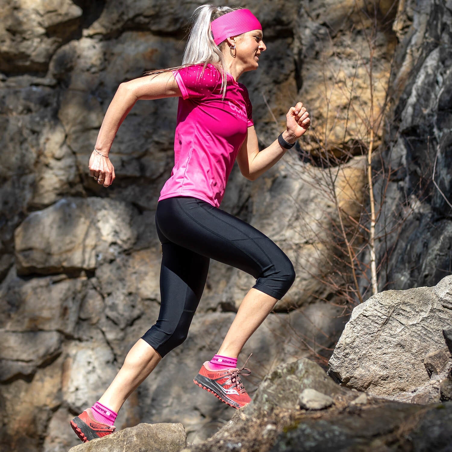Fascia ELEVEN SPORTSWEAR AIR RUN TEAM rosa