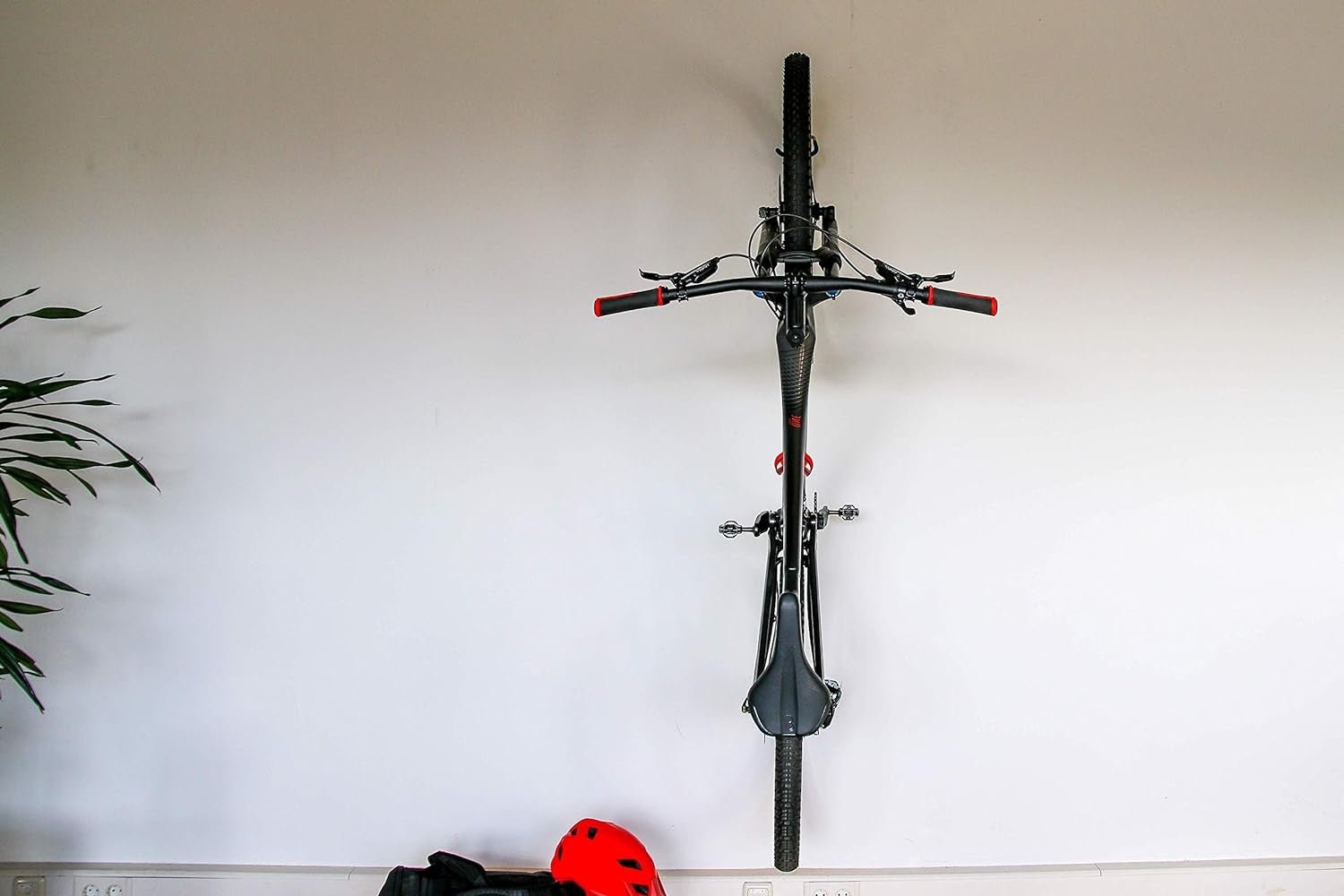 BBB BTL - 26 PARKINGHOOK bike holder - BBB CYCLING - Evelostore