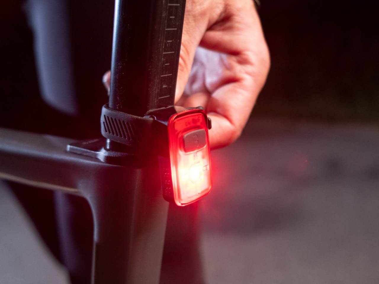 BBB BLS - 152 SPARK 2.0 rear light - BBB - Evelostore