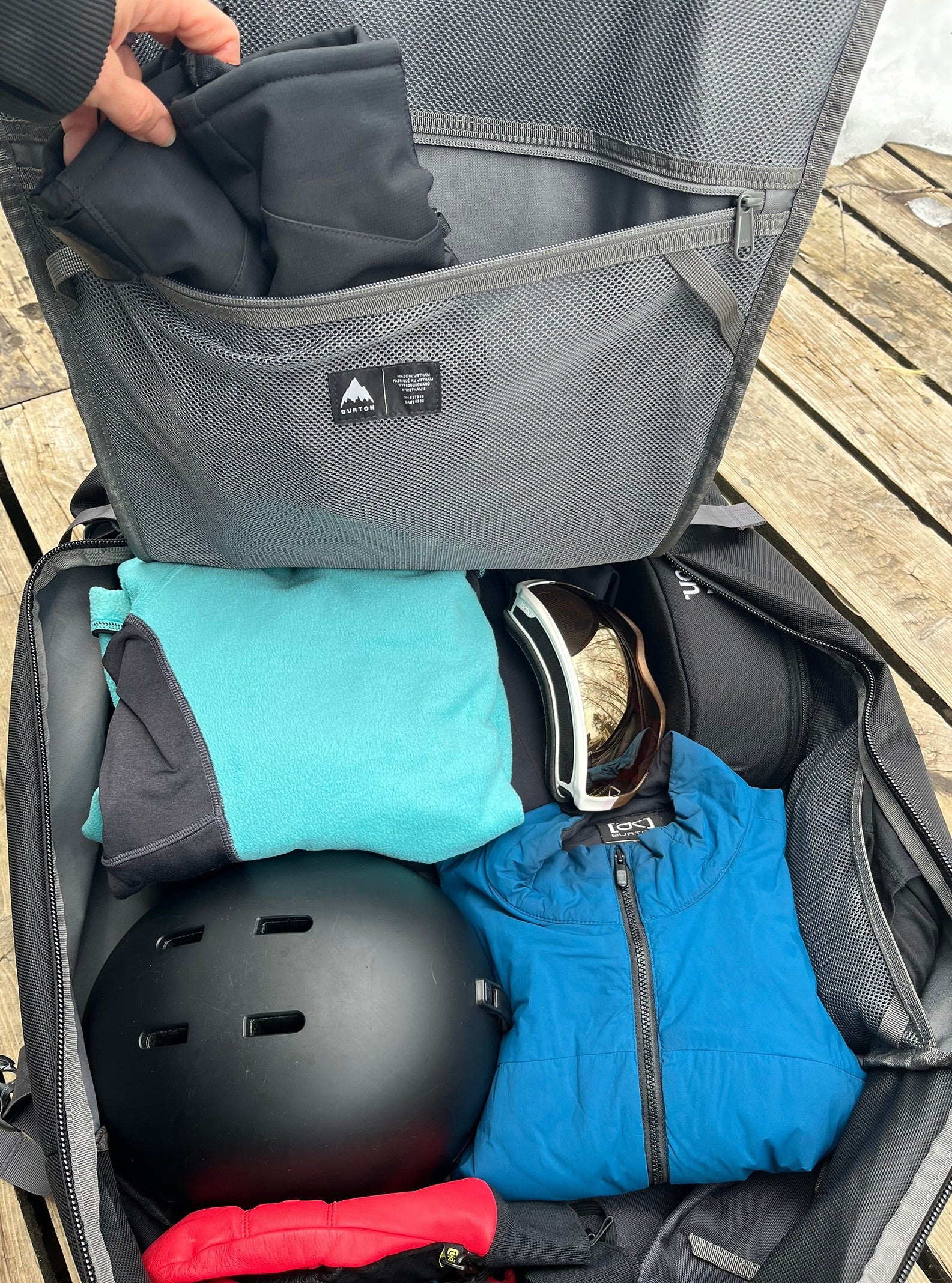 BURTON MULTIPATH 90L LARGE duffel bag