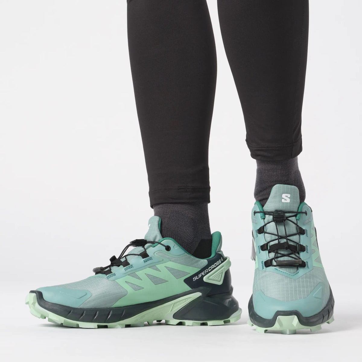 SALOMON SUPERCROSS 4 GTX W Trailrunning-Schuhe - hellblau/schwarz