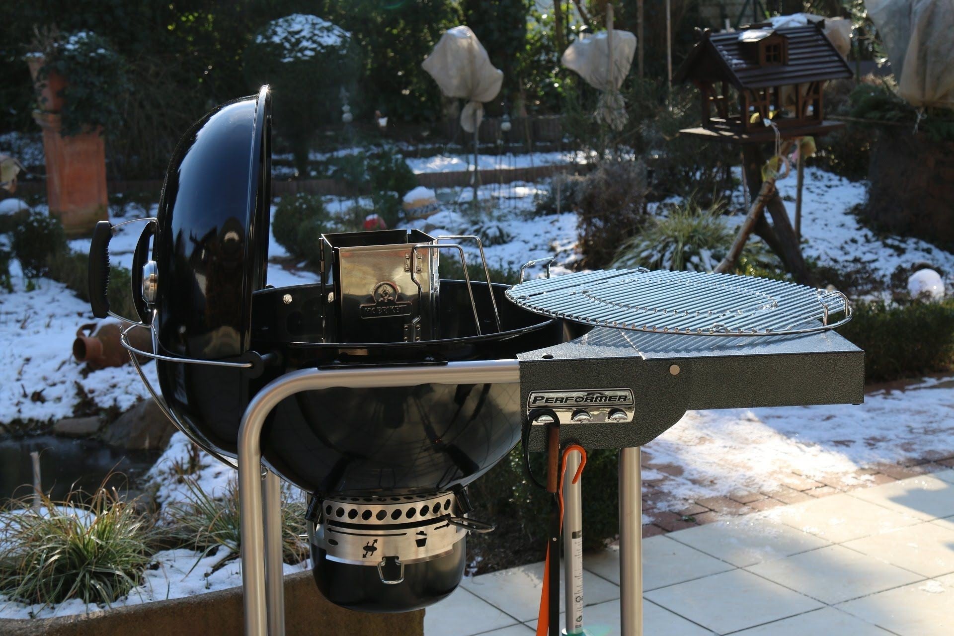 WEBER PERFORMER GBS 57 cm Ogļu grils, 15301004