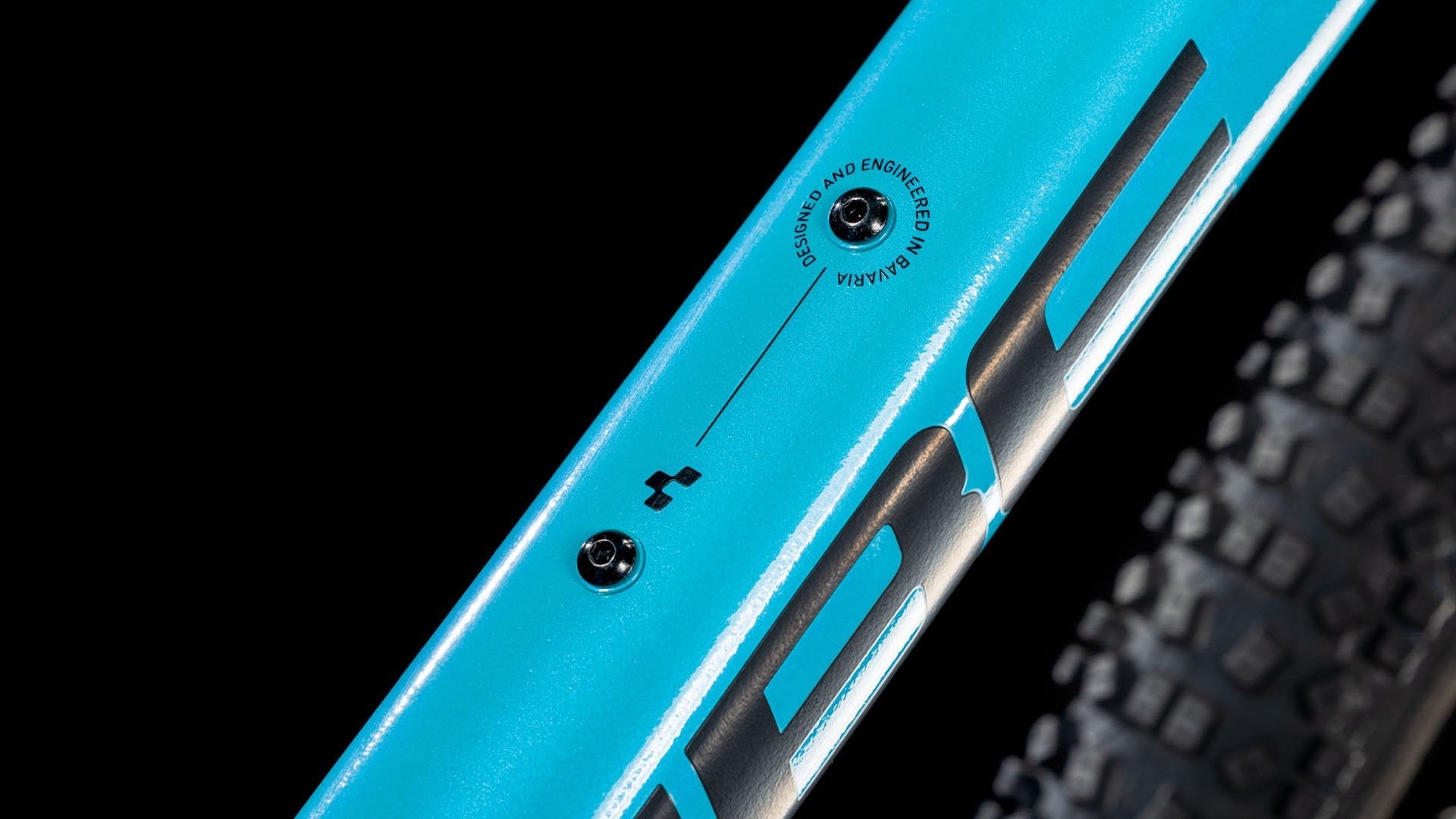 CUBE AIM RACE 29 mountain bike - swimmingpool´n´black - CUBE - Evelostore