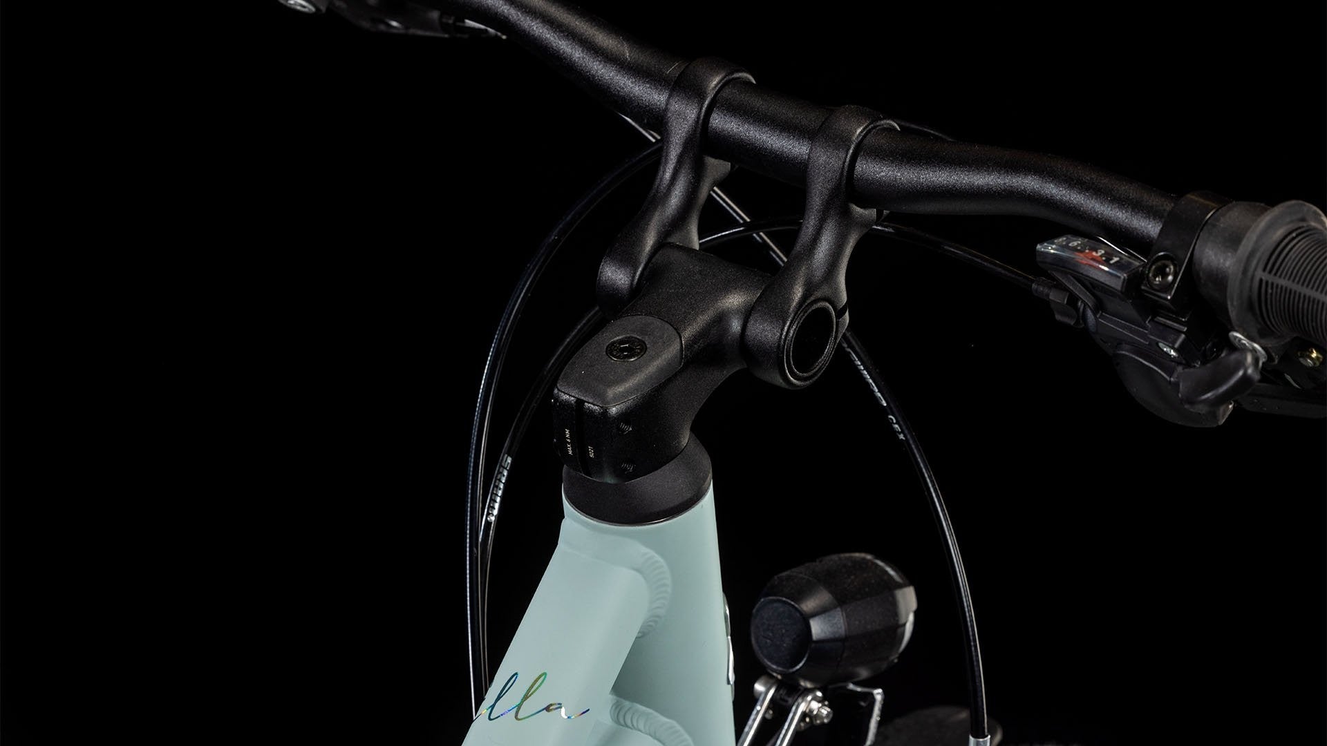 CUBE ELLA 240 children bicycle - aloegreen´n´white - CUBE - Evelostore