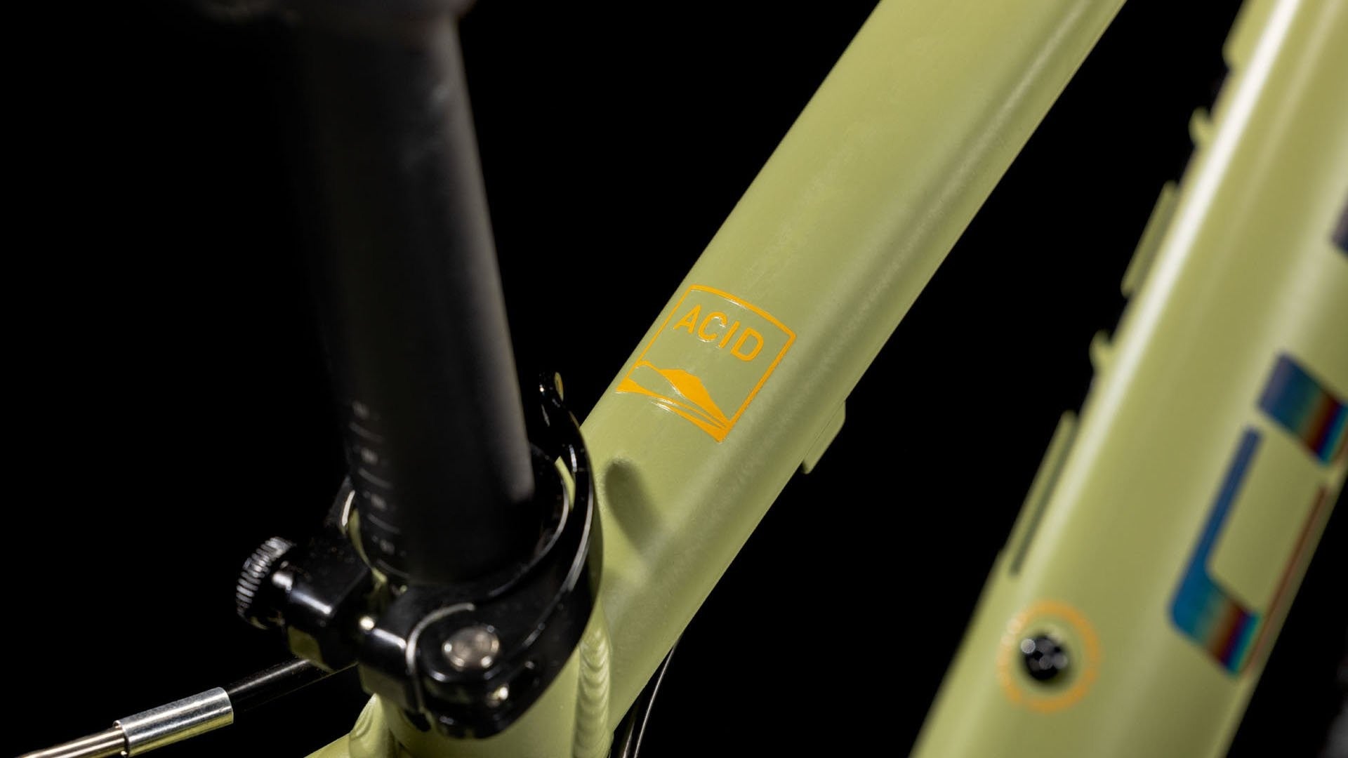 CUBE ACID 240 children bicycle - lightolive/orange - CUBE - Evelostore