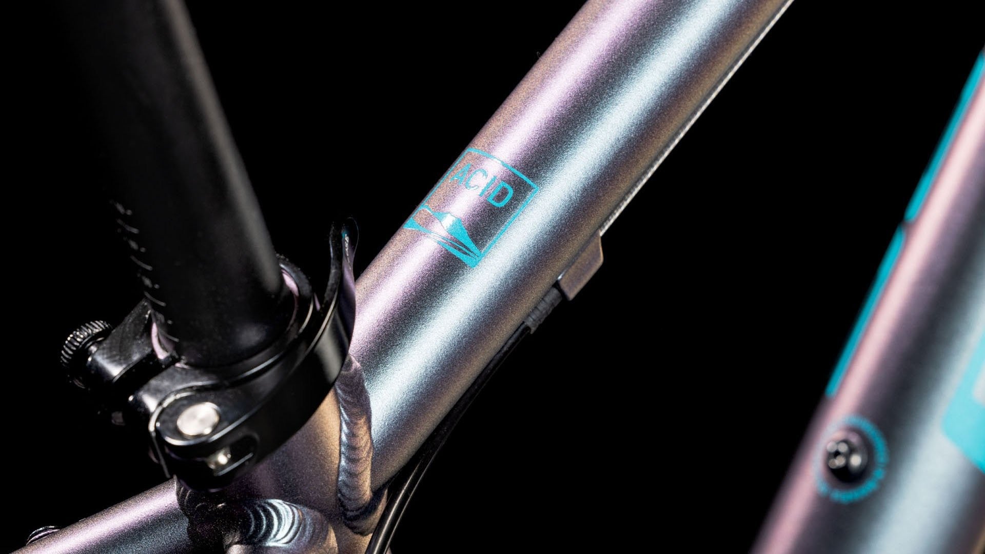 CUBE ACID 240 DISC children bicycle - galactic/cyan - CUBE - Evelostore