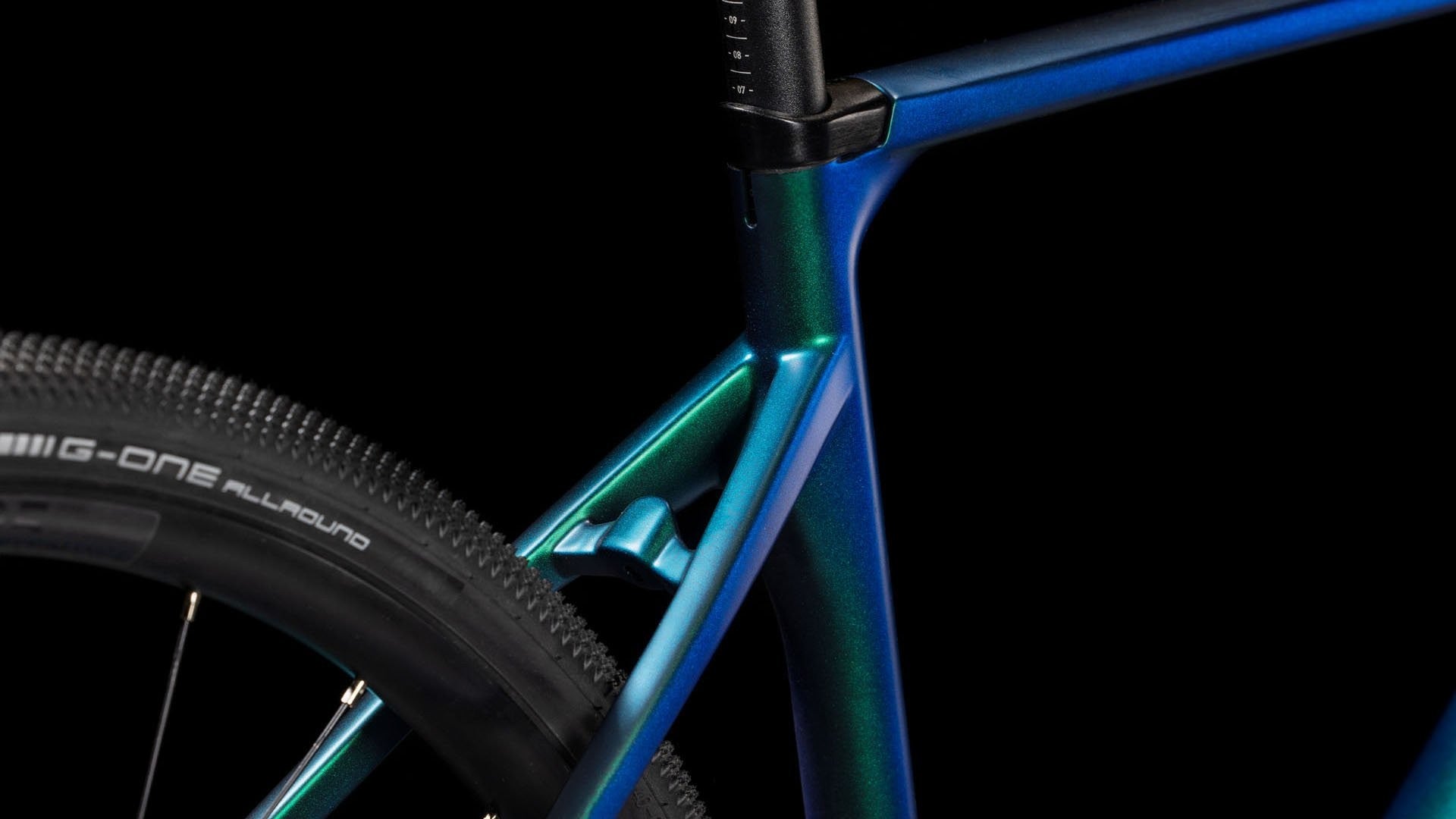 CUBE NULANE C:62 SLT 28 city bike - goblin´n´black - CUBE - Evelostore