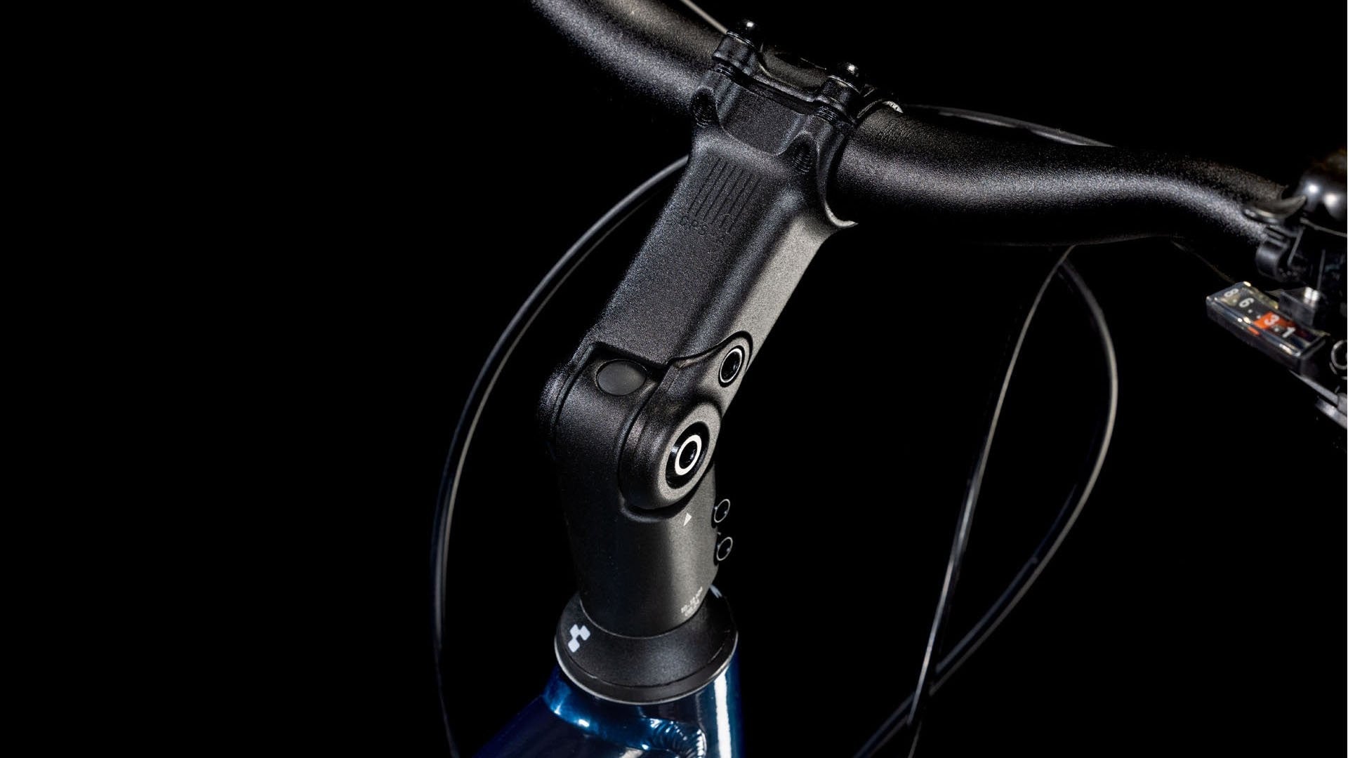 CUBE TOURING ONE 28 trekking bike - deepsea´n´blackchrome - CUBE - Evelostore