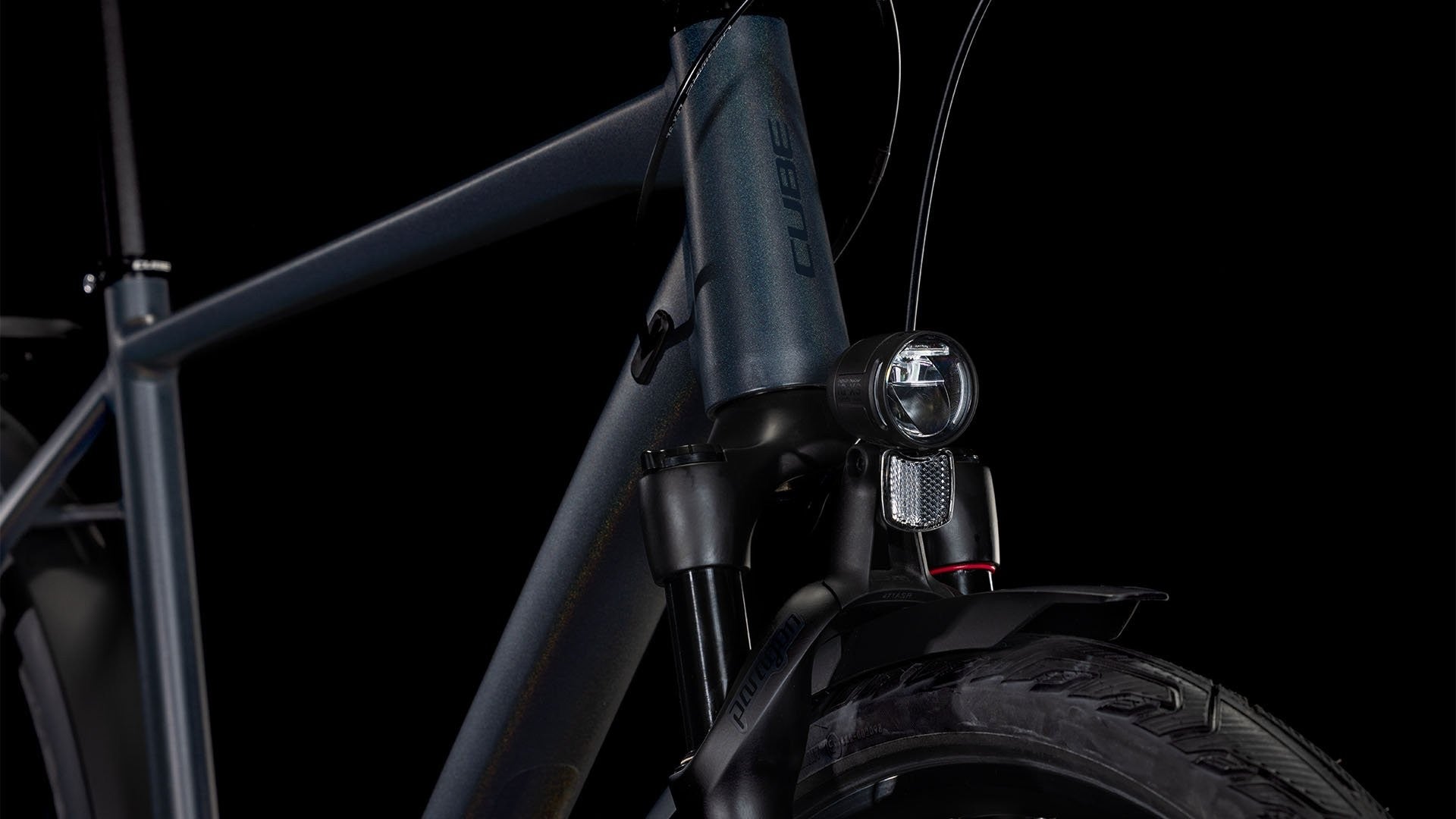 CUBE KATHMANDU SLX 28 trekking bike - nightsky´n´ink - CUBE - Evelostore