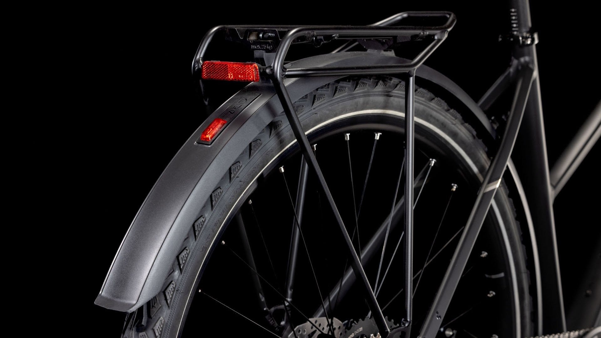 Vélo de trekking CUBE NATURE ONE ALLROAD - noir