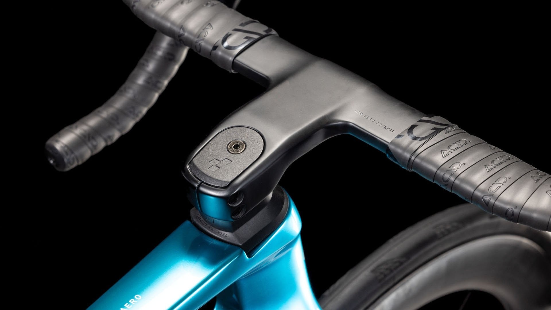 CUBE LITENING AERO C:68X SLX carbon road bike - chromeblue´n´liquidblue - CUBE - Evelostore