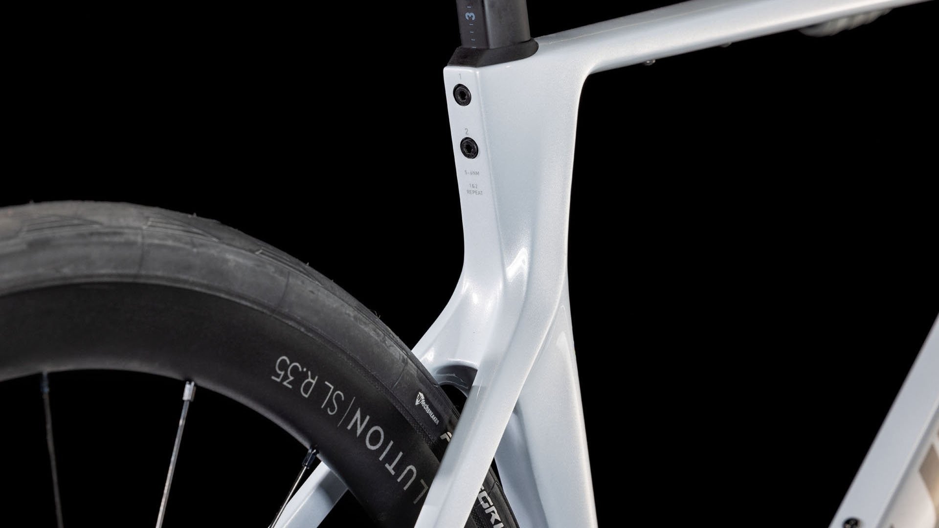 CUBE AGREE C:62 ONE carbon road bike - foggrey´n´grey - CUBE - Evelostore