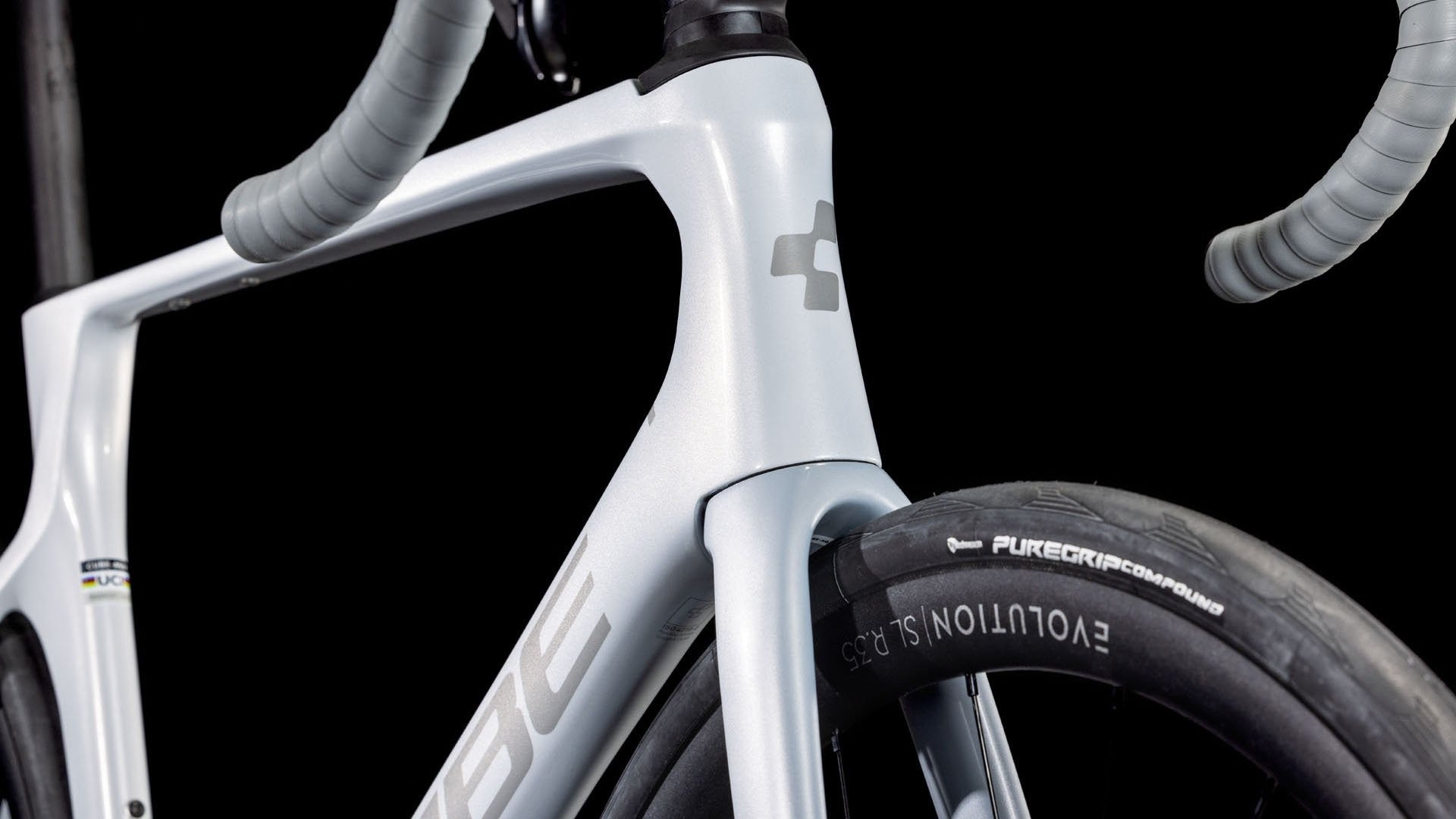 CUBE AGREE C:62 ONE carbon road bike - foggrey´n´grey - CUBE - Evelostore