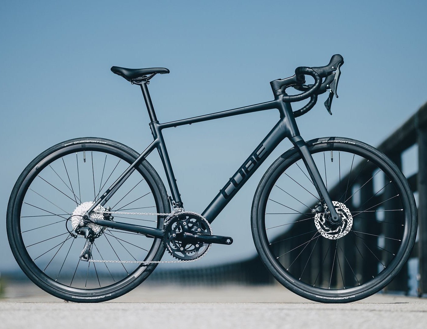 CUBE ATTAIN RACE road bike - night´n´black - CUBE - Evelostore