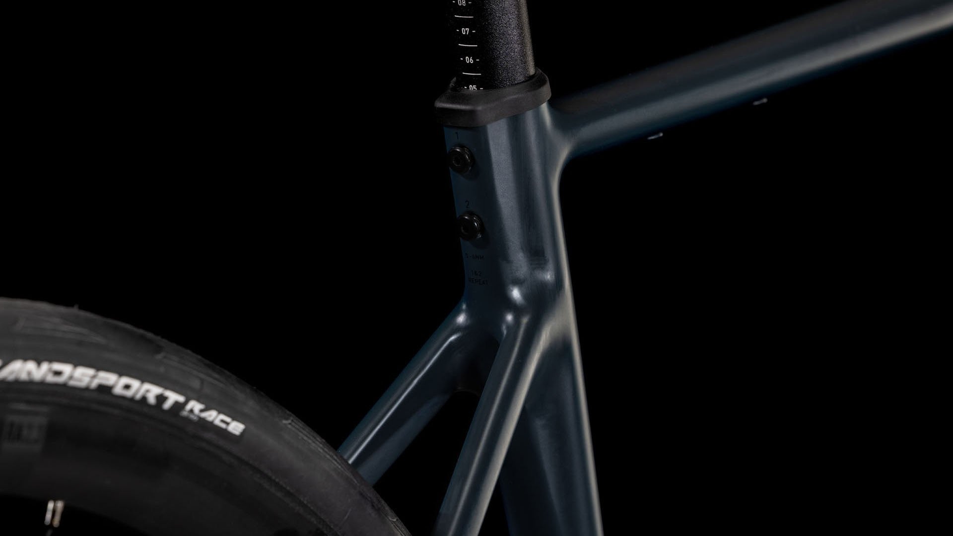 CUBE ATTAIN RACE road bike - night´n´black - CUBE - Evelostore