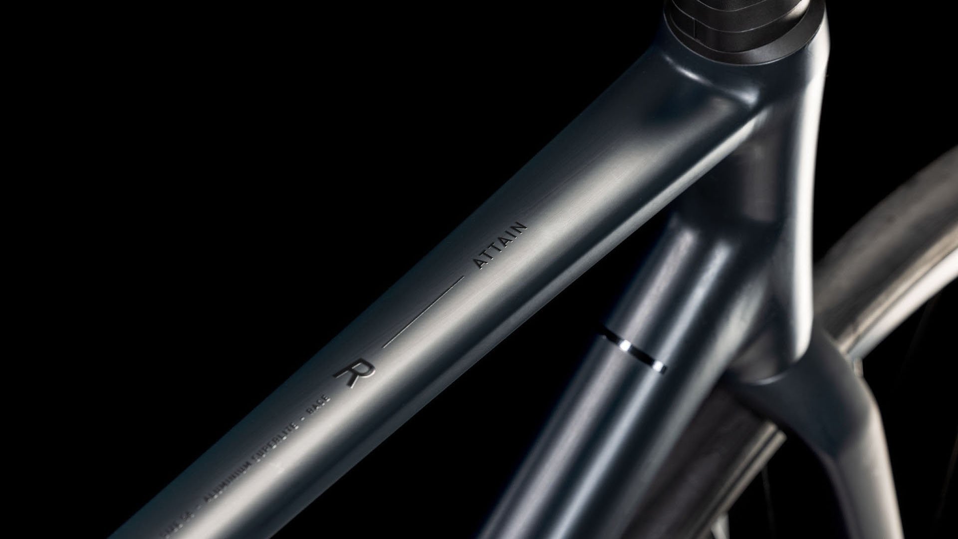 CUBE ATTAIN RACE road bike - night´n´black - CUBE - Evelostore