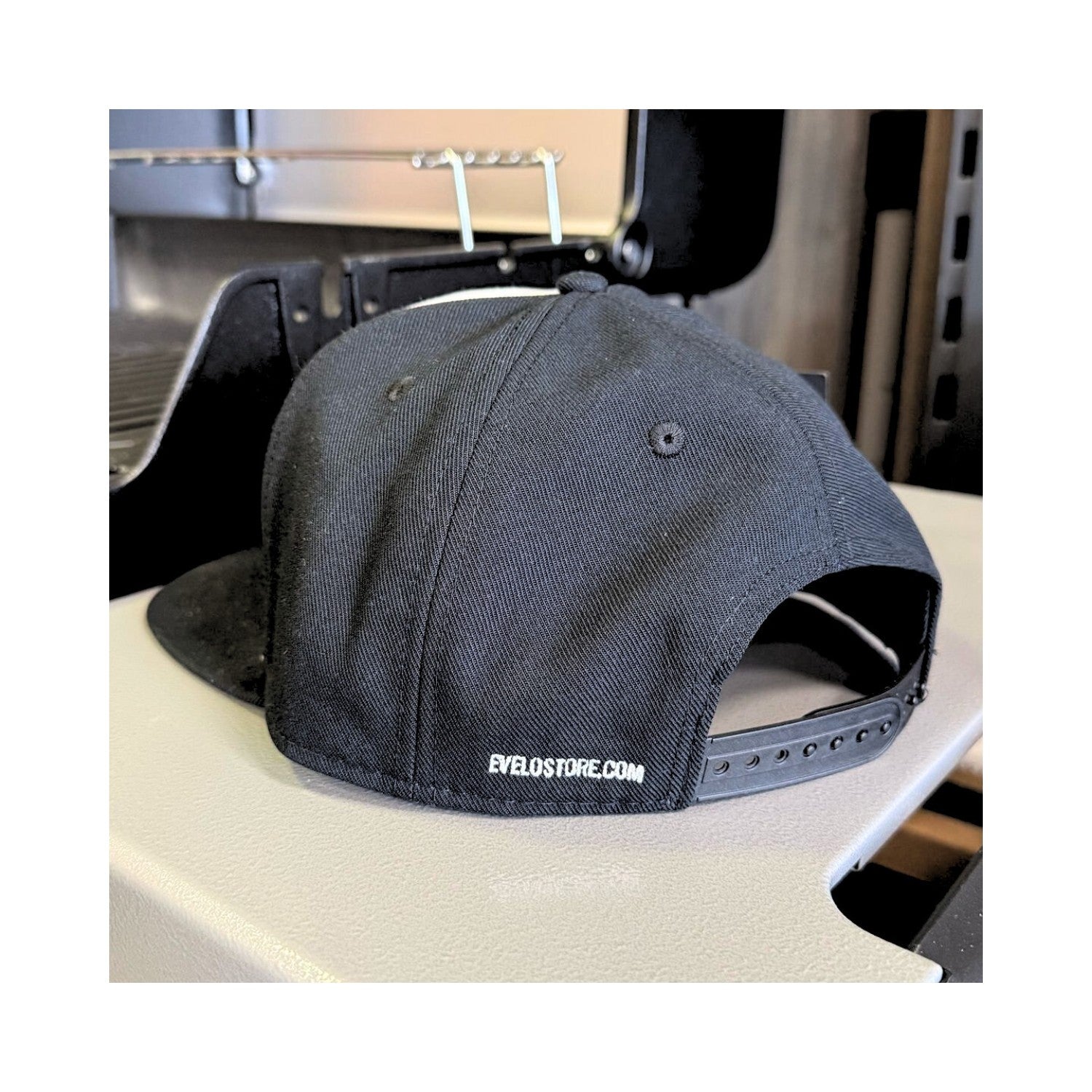 WEBER X EVELOSTORE flat cap FIVESTARS - black/white/red - 5STAR - Evelostore