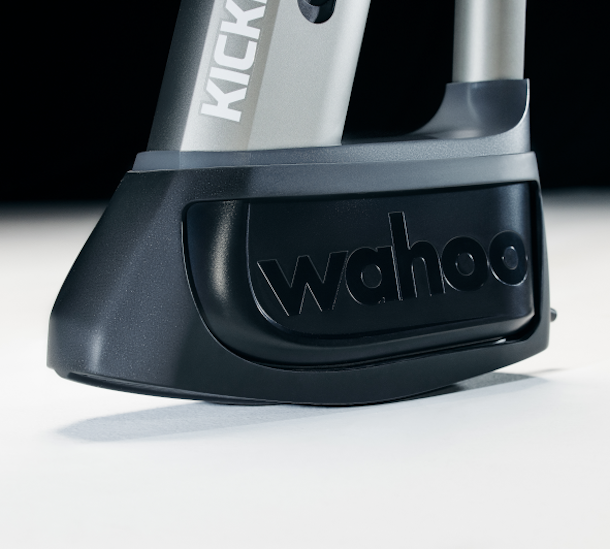 WAHOO KICKR CLIMB bazinis adapteris