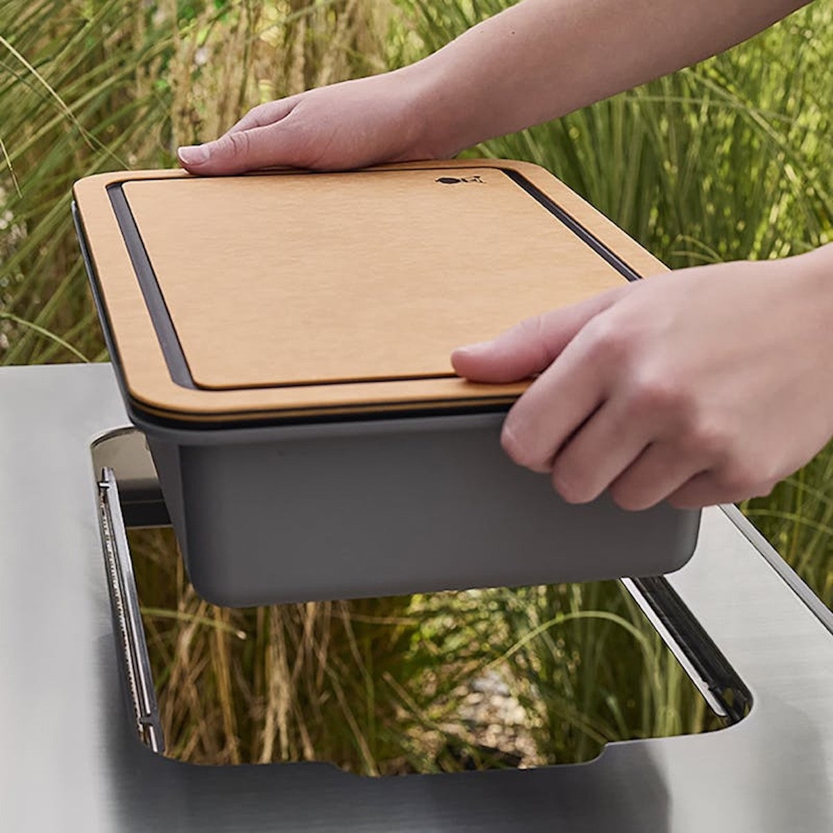 WEBER GENESIS E-435W gaasigrill, 1501264