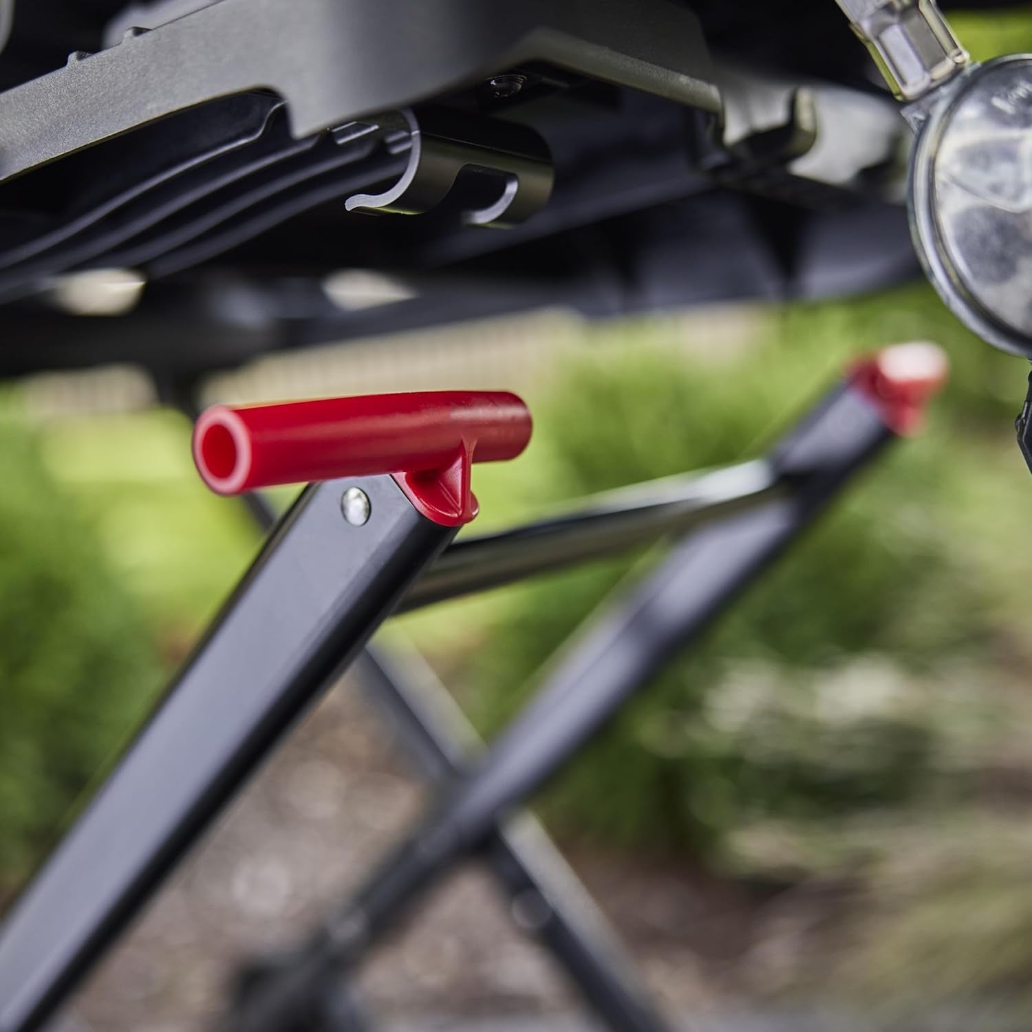 WEBER Portable Cart - Compatible with Weber Q barbecues, 3400856 - WEBER - Evelostore