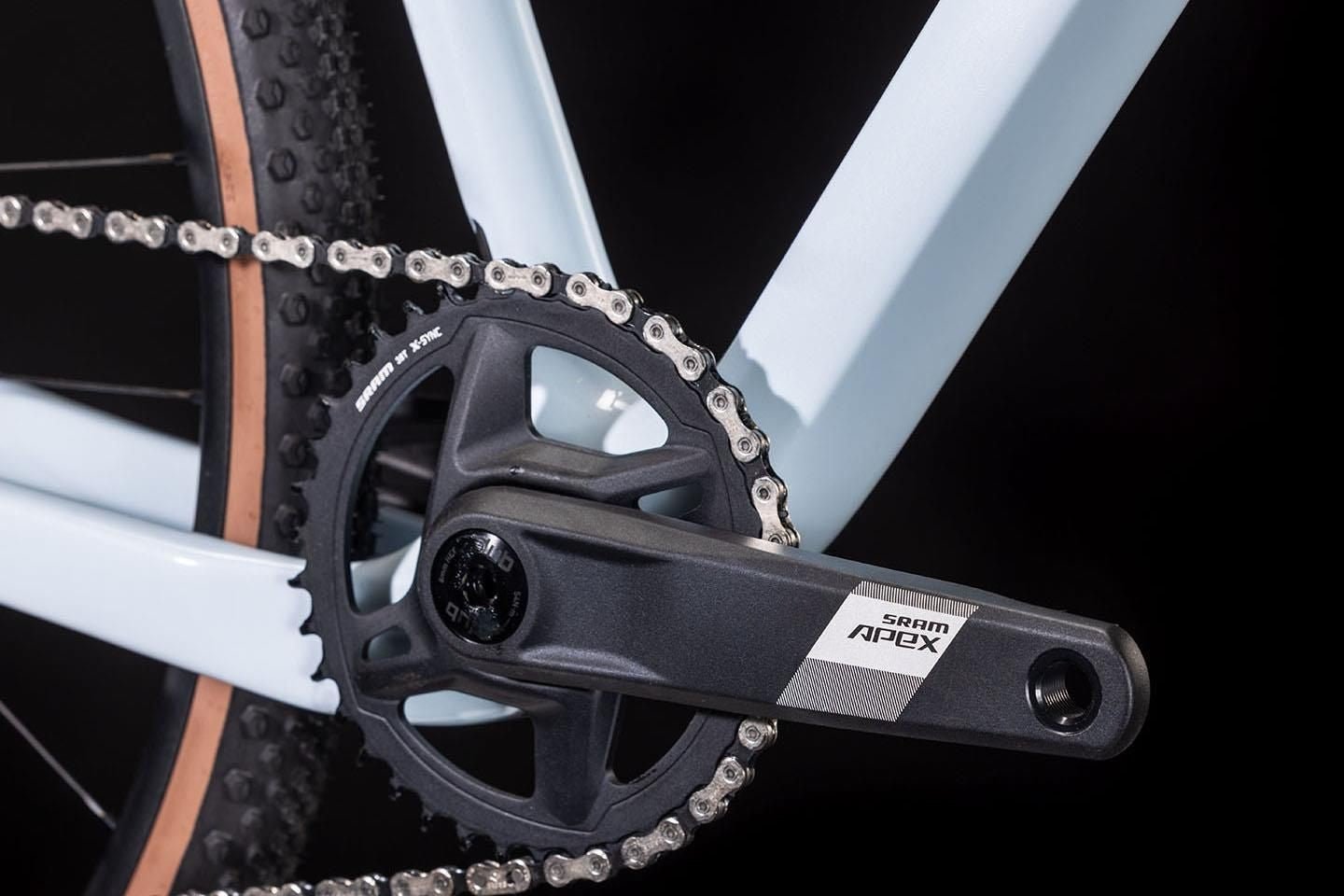 CUBE NUROAD C:62 EX 28 gravel bike - frostwhite´n´white - CUBE - Evelostore