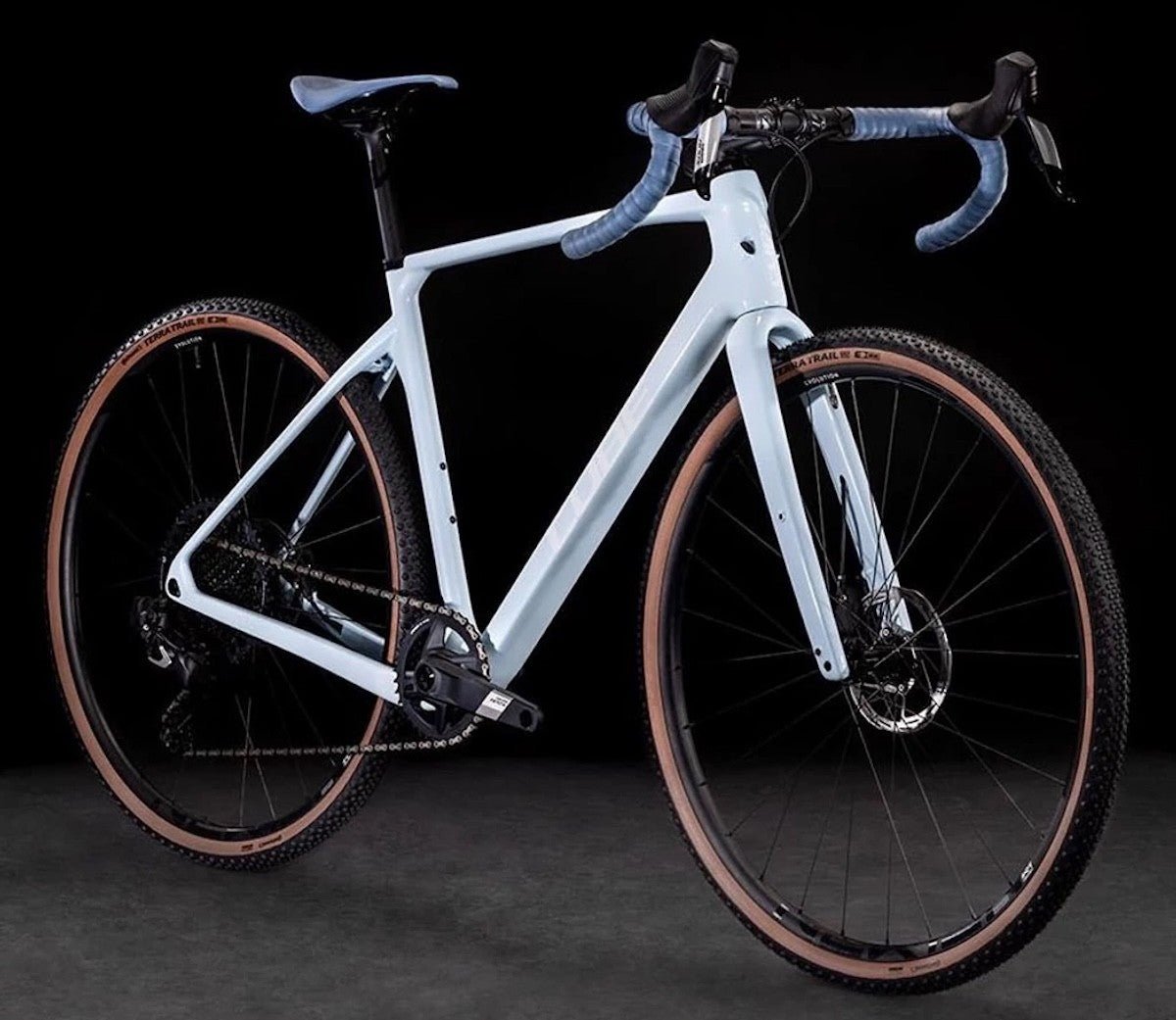 CUBE NUROAD C:62 EX 28 gravel bike - frostwhite´n´white - CUBE - Evelostore