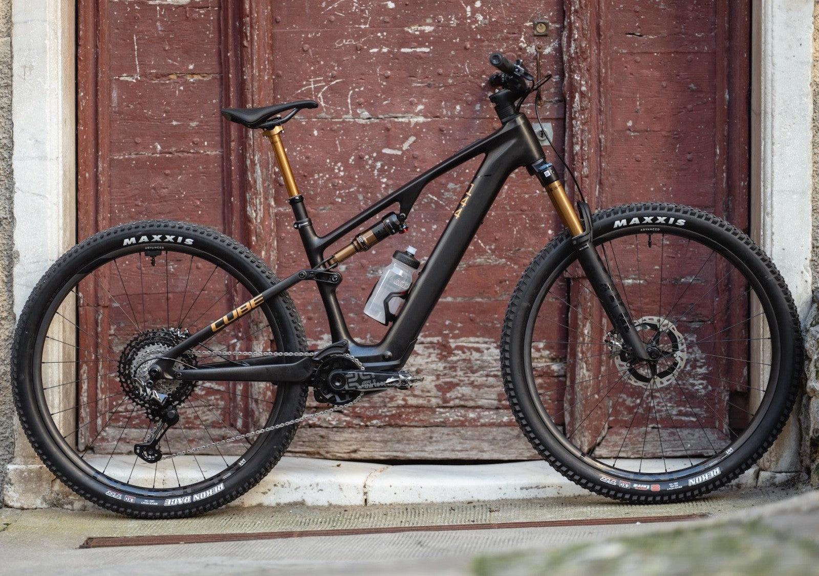 CUBE AMS HYBRID ONE44 C:68X SLT 400X 29 full suspension bike - carbon´n´golddust