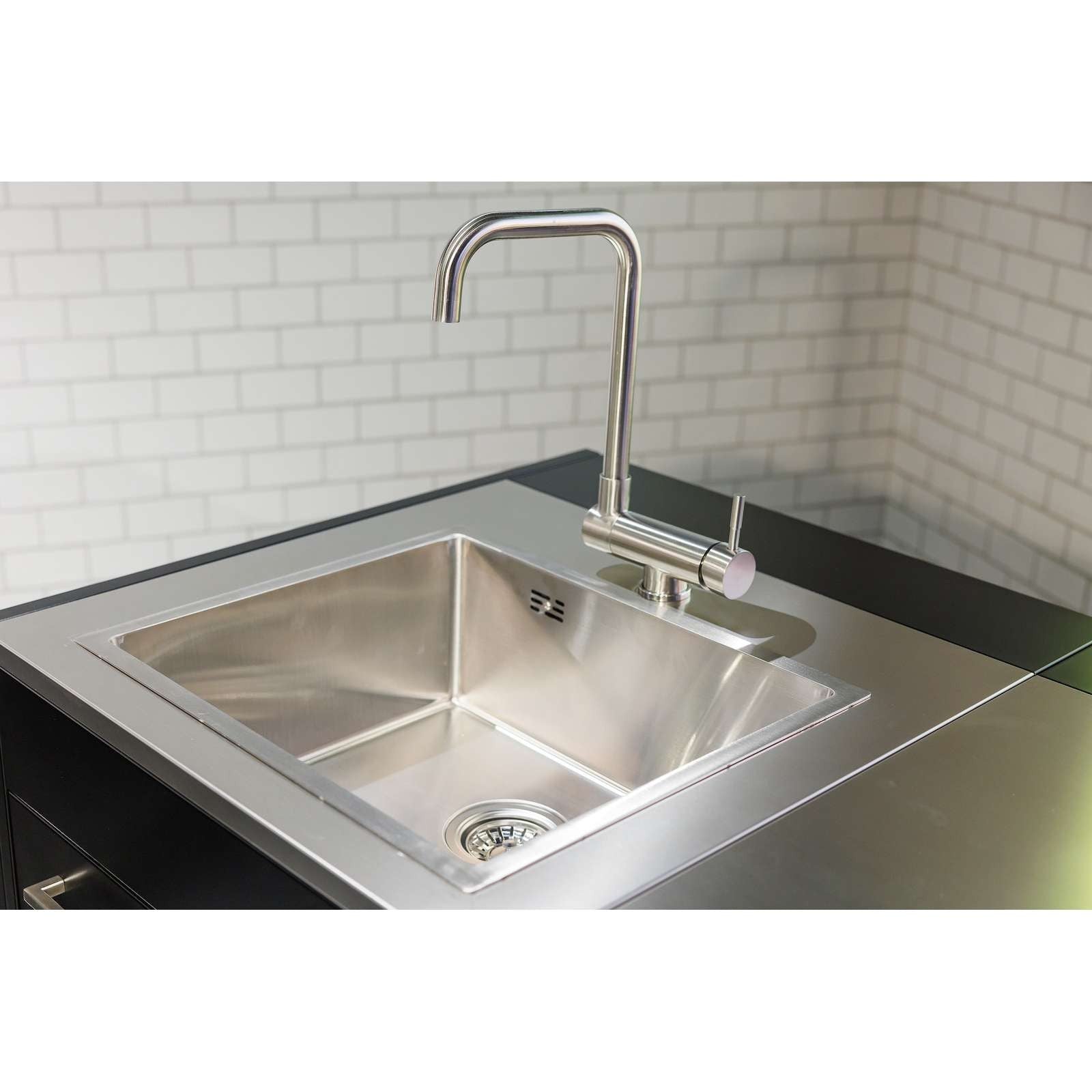 WEBER BBQ virtuvės kriauklės modulis su čiaupu, 3401010