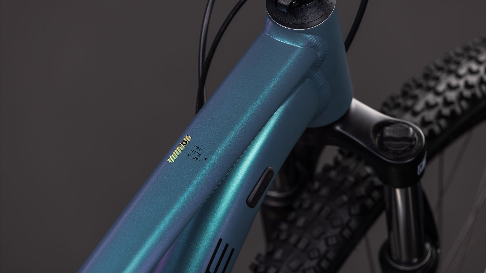 CUBE AIM PRO 29 mountain bike - smaragdgrey´n´prism 2026 - CUBE - Evelostore