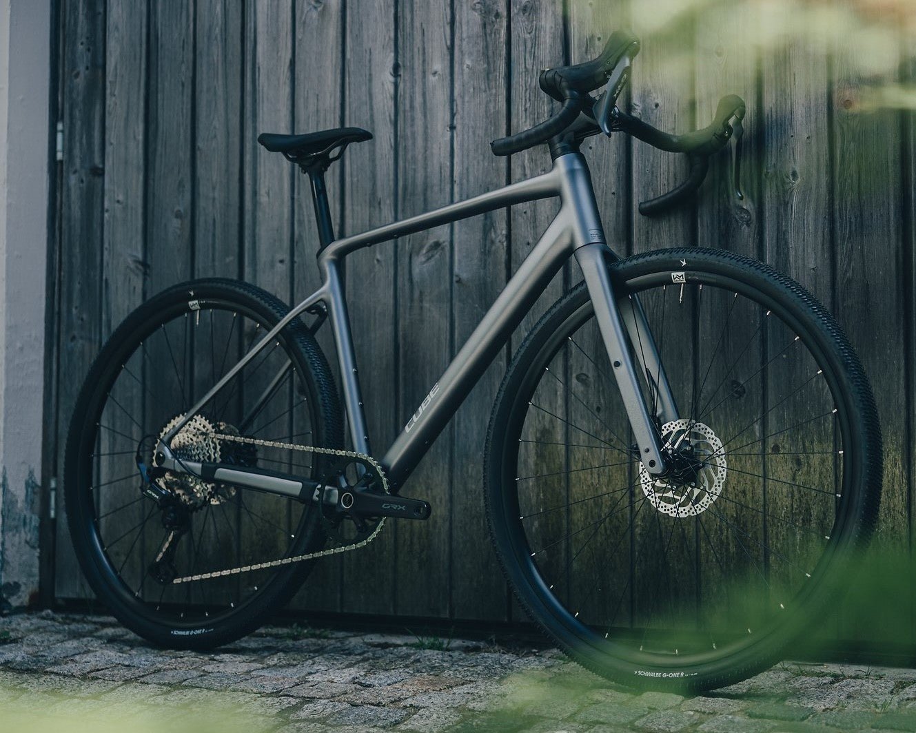 CUBE NUROAD SLX gravel bike - ashgrey´n´grey - CUBE - Evelostore