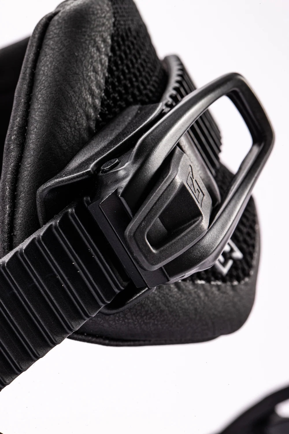 Attacchi da snowboard NITRO POISON da donna – Ultra Black