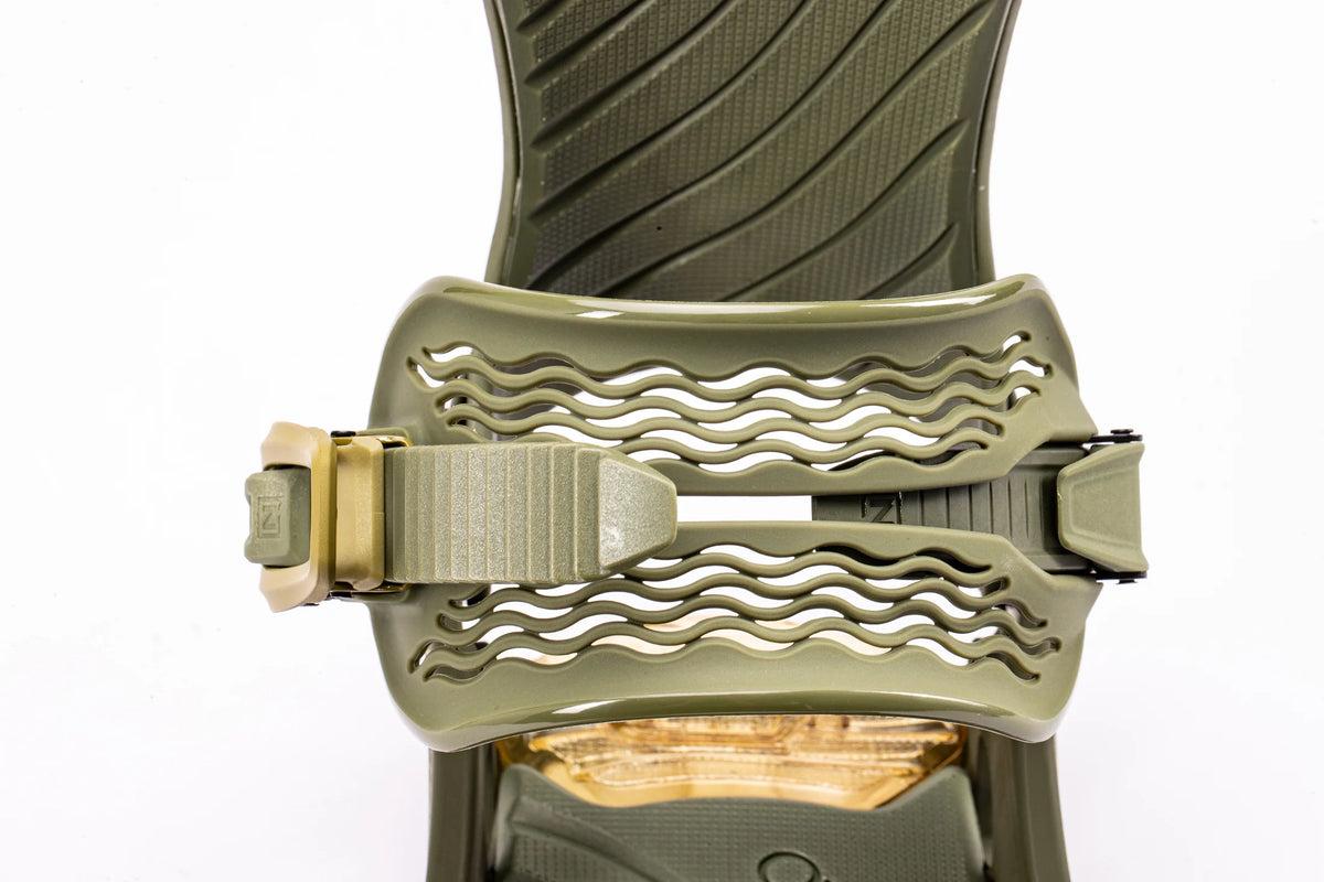 NITRO FATE Snowboardbindungen für Damen – All-Mountain – Hailey Langland