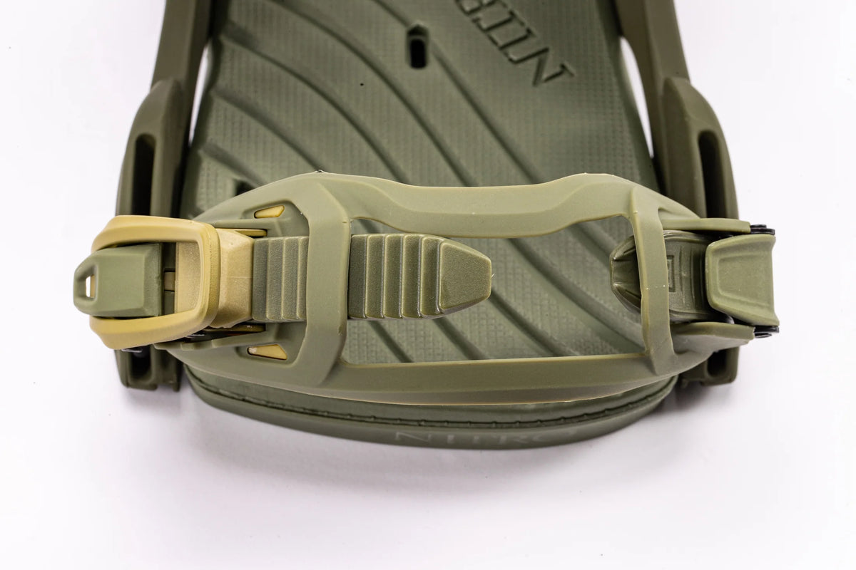 NITRO FATE Snowboardbindungen für Damen – All-Mountain – Hailey Langland