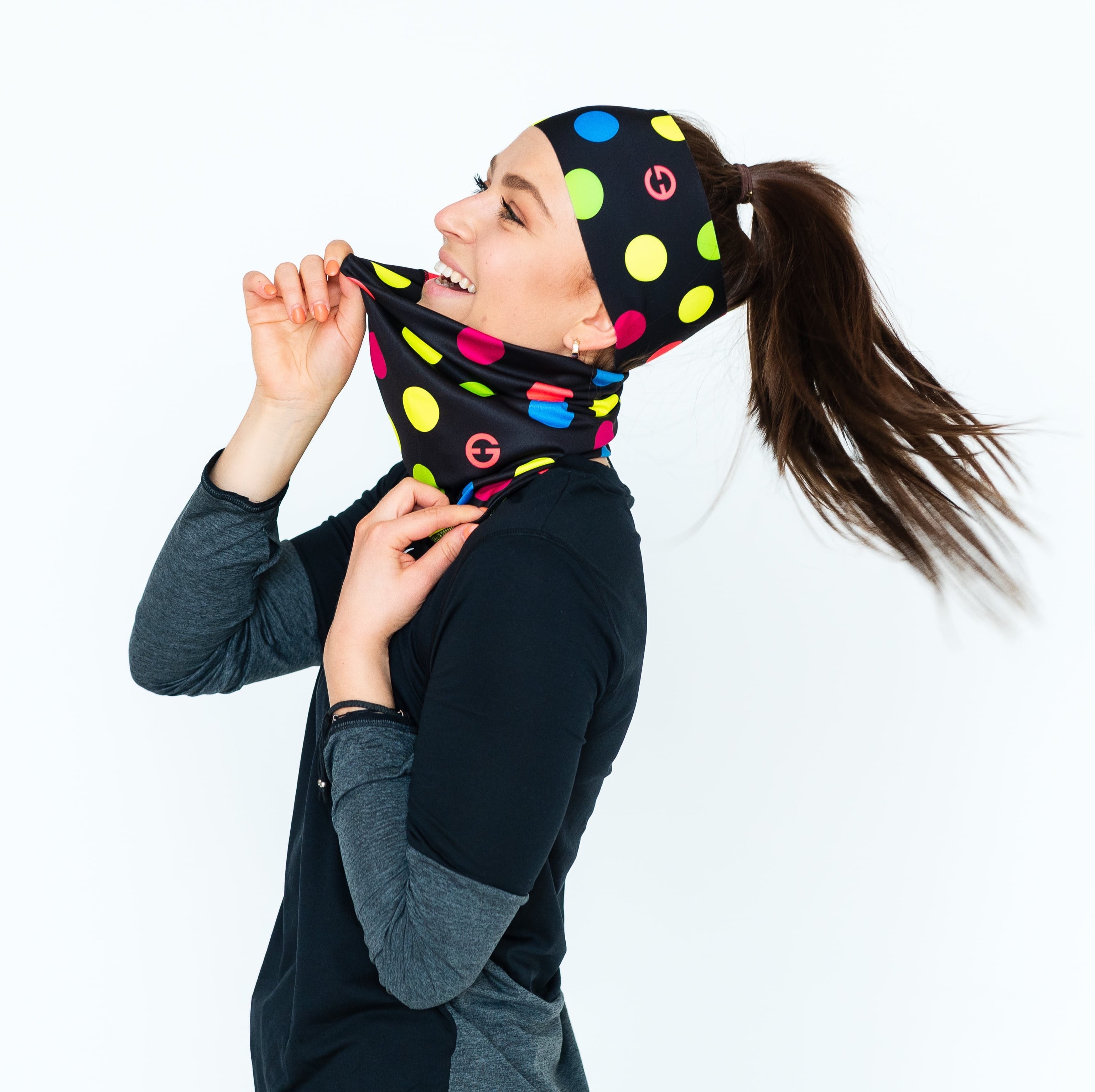 ELEVEN SPORTSWEAR Multifunktionelt tørklæde DOTS sort