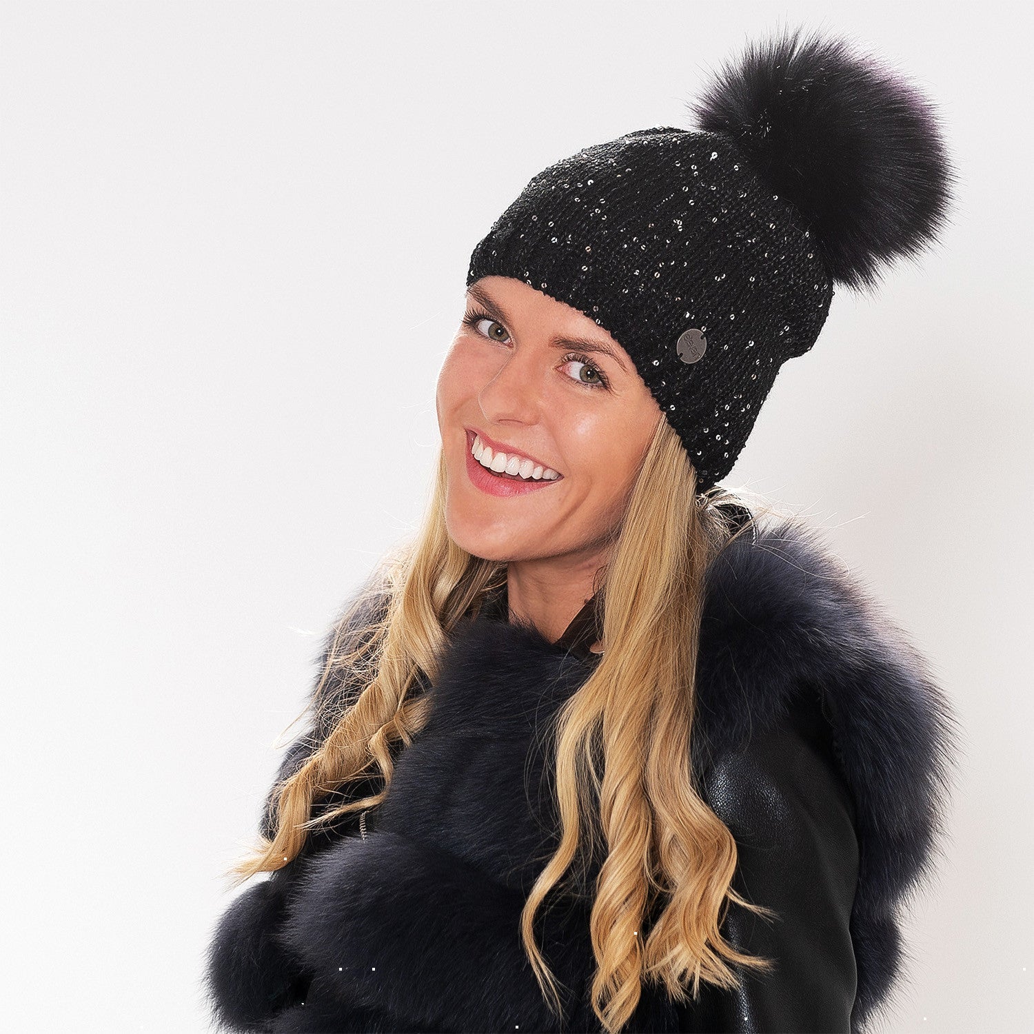 ELEVEN SPORTSWEAR Strickmütze AVA schwarz