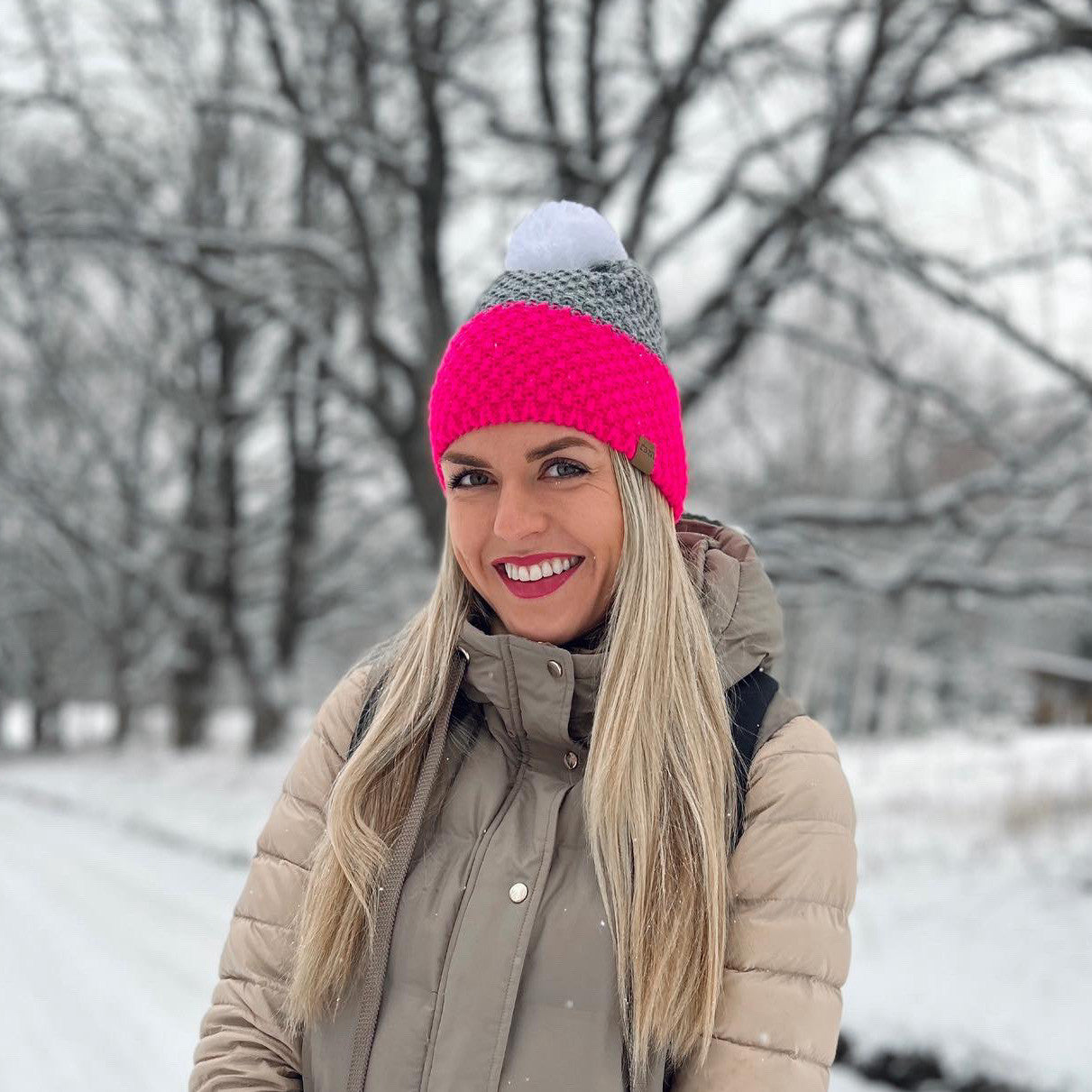 ELEVEN SPORTSWEAR Strickmütze MAD pink/weiß
