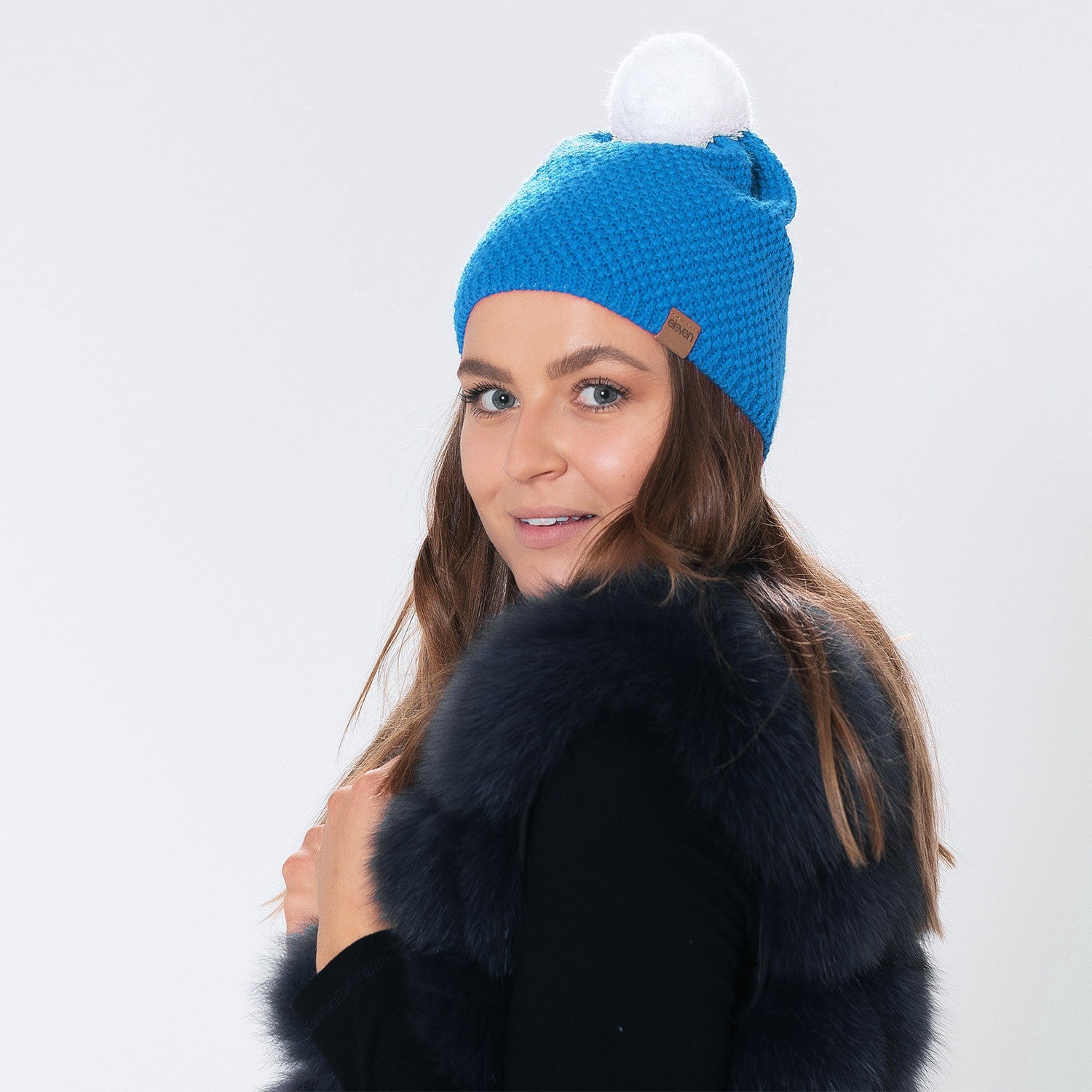ELEVEN SPORTSWEAR gestrickte Mütze EVAN weiß/blau