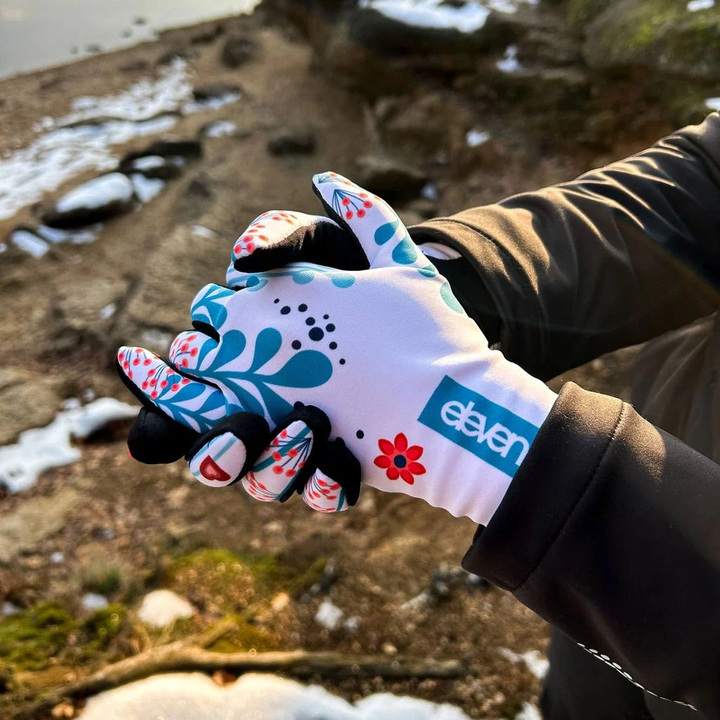 ELEVEN SPORTSWEAR Løbehandsker MEADOW hvid