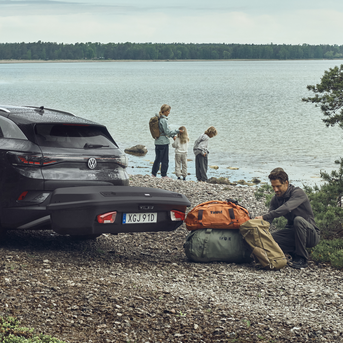 THULE ARCOS M towbar cargo box black 906100