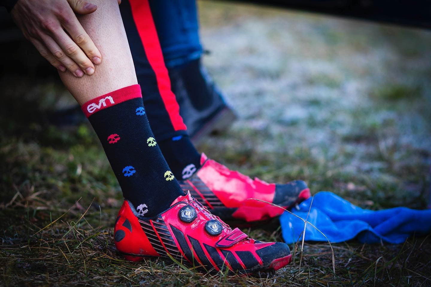 ELEVEN SPORTSWEAR SUURI+ Socken - Totenkopf Schwarz