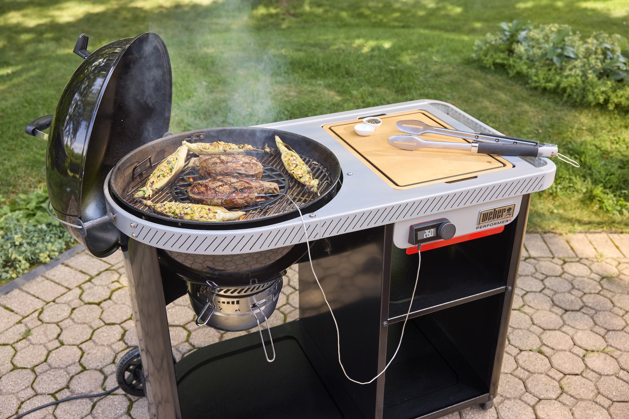 WEBER PERFORMER™ PREMIUM SMART Barbecue a carbone 57 cm, 1501631