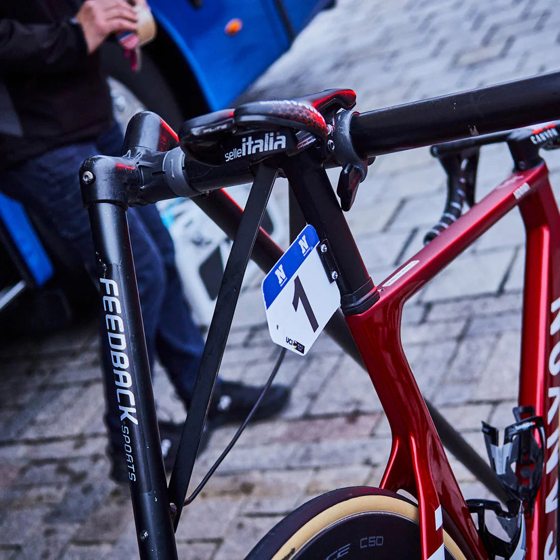 FEEDBACK SPORTS A-ramme cykelstander med rejsetaske