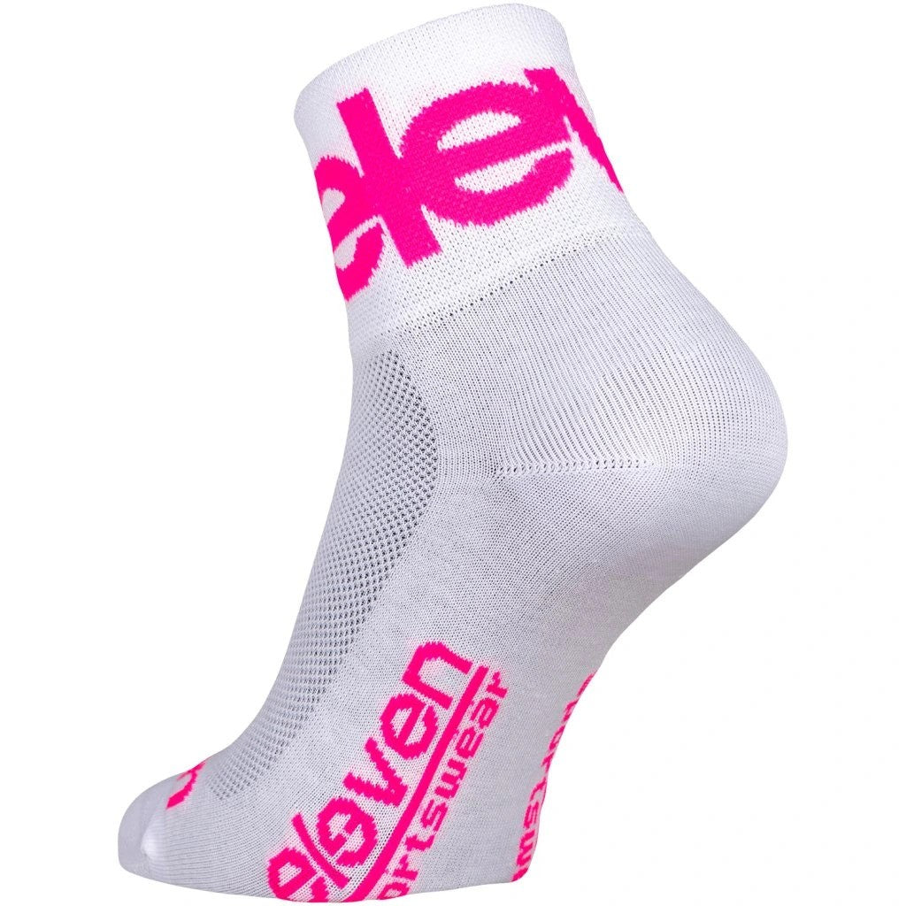 ELEVEN SPORTSWEAR Skarpetki Howa TWO - białe/różowe