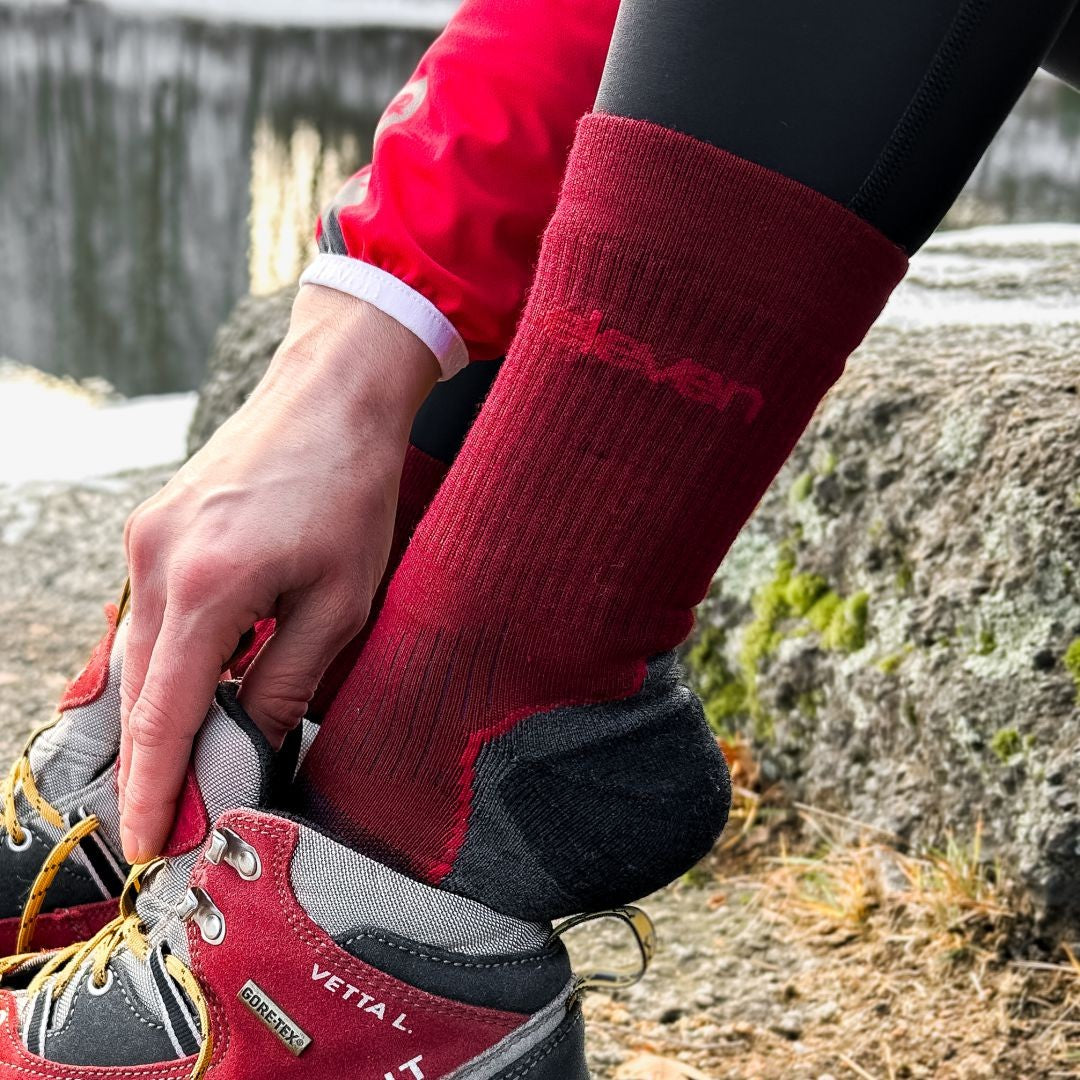 ELEVEN SPORTSWEAR Merino Vento Sokker - chianti
