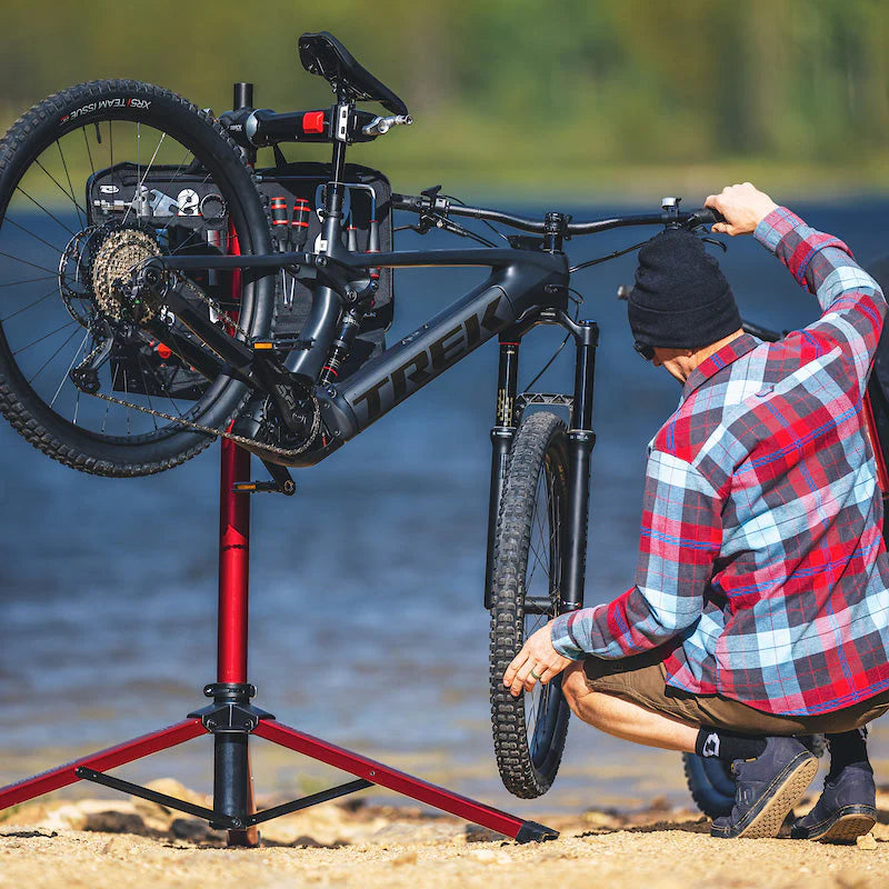 Stojak do naprawy rowerów FEEDBACK SPORTS Pro Mechanic HD