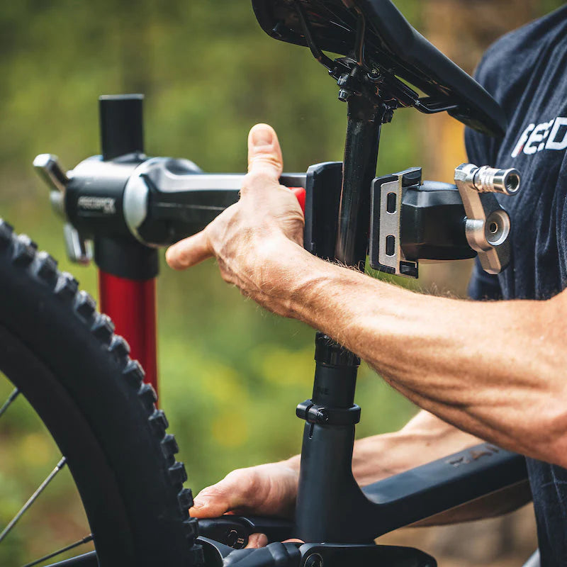 Stojak do naprawy rowerów FEEDBACK SPORTS Pro Mechanic HD