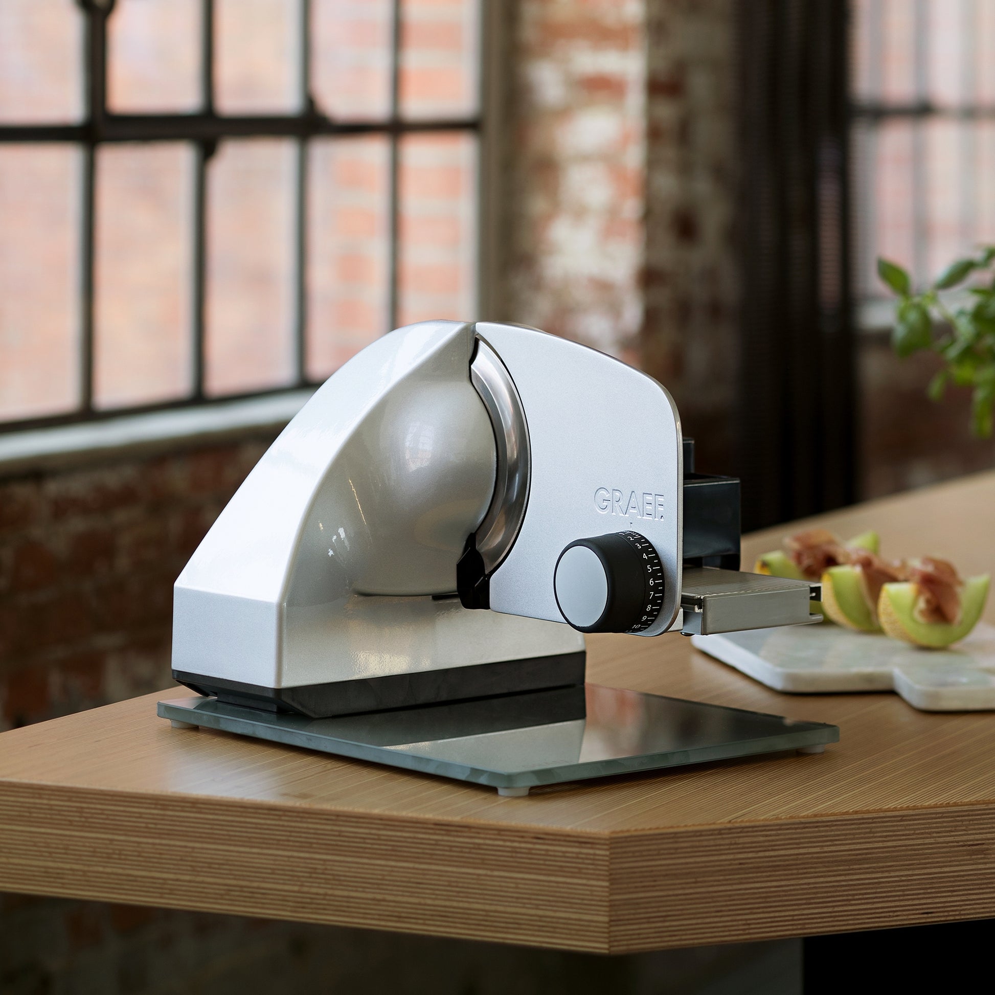 GRAEF MASTER M90 slicer - grey - GRAEF - Evelostore