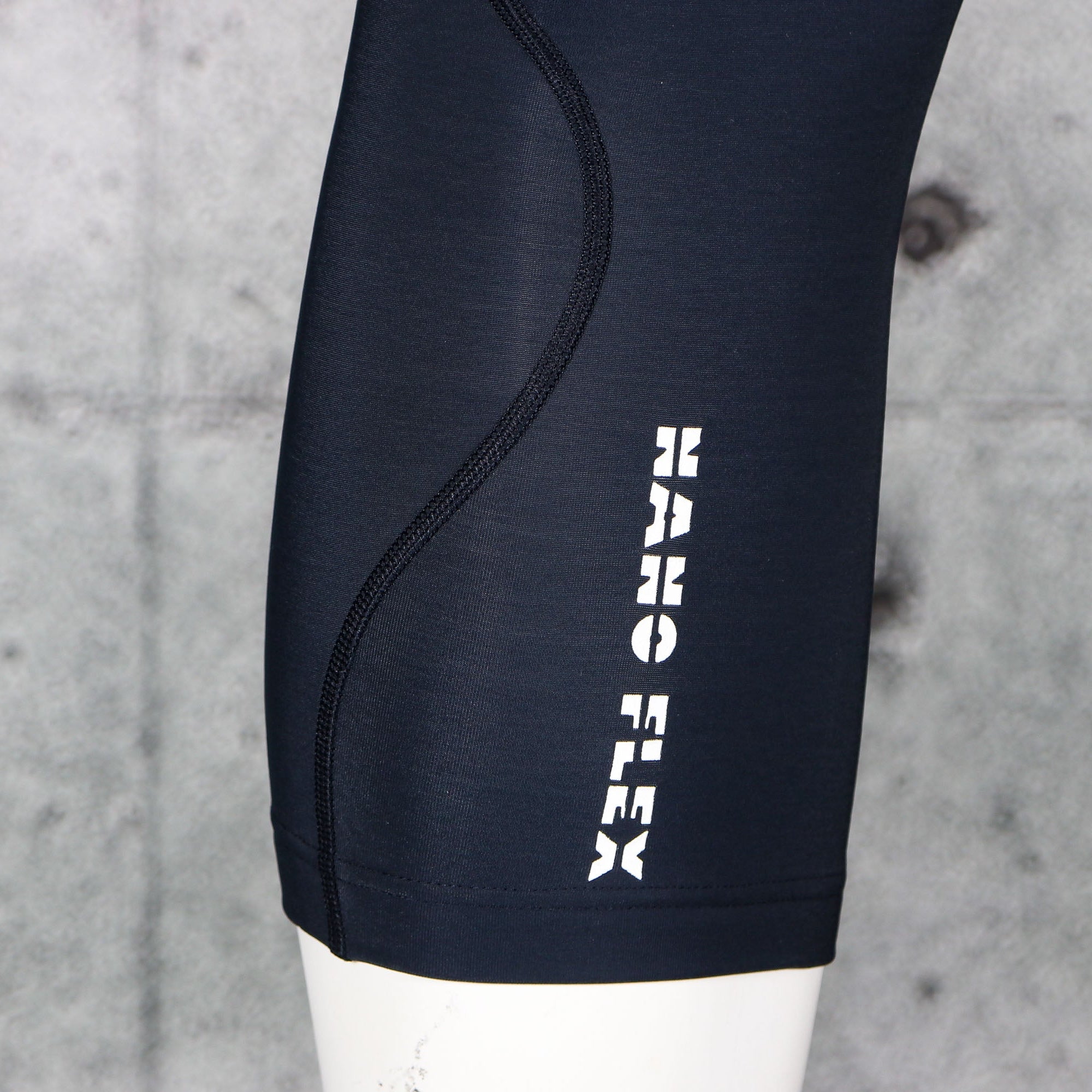 CASTELLI NANAO FLEX 3G knee warmers - black