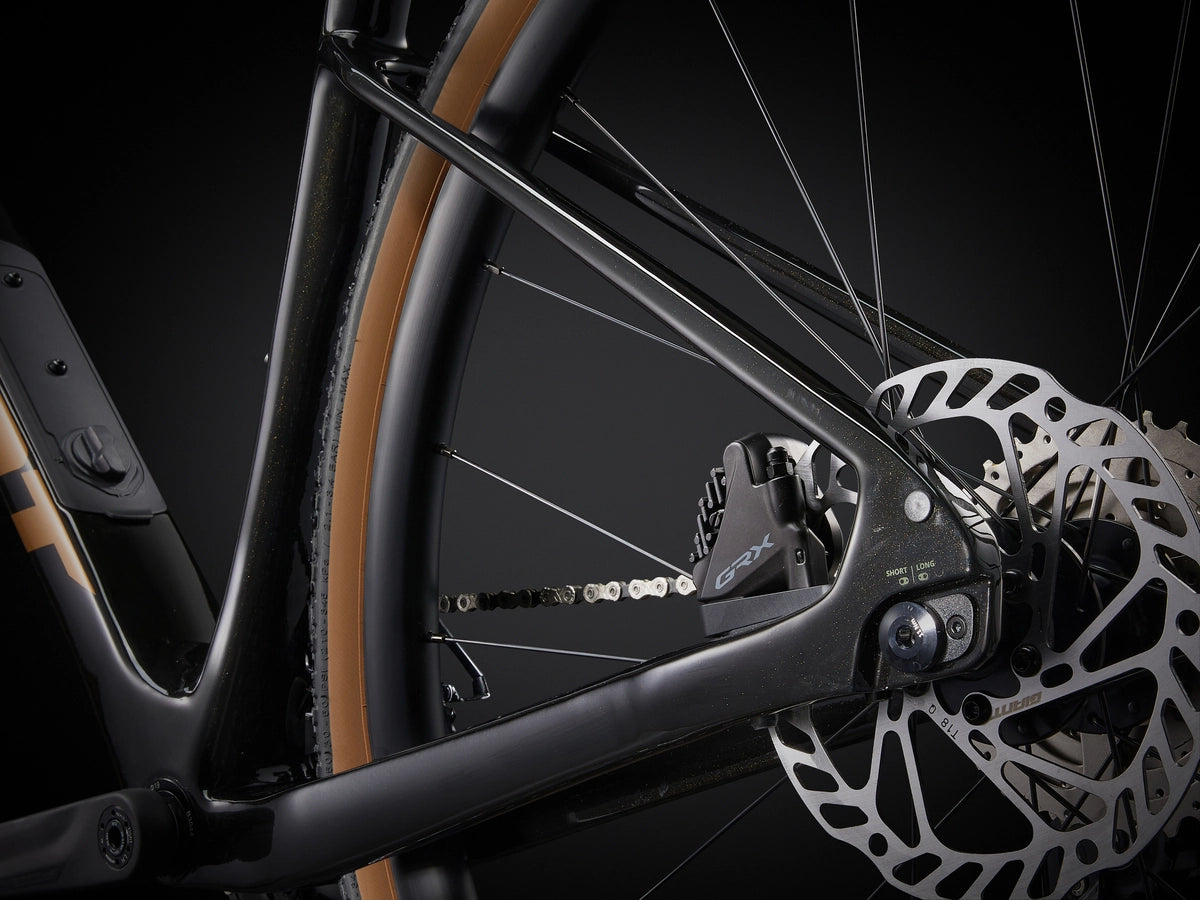 GIANT REVOLT Advanced 3 gravel bike – Panther