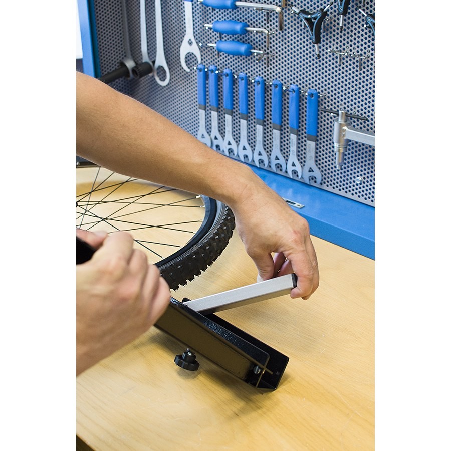 UNIOR PRO 1688 spieķošanas tends